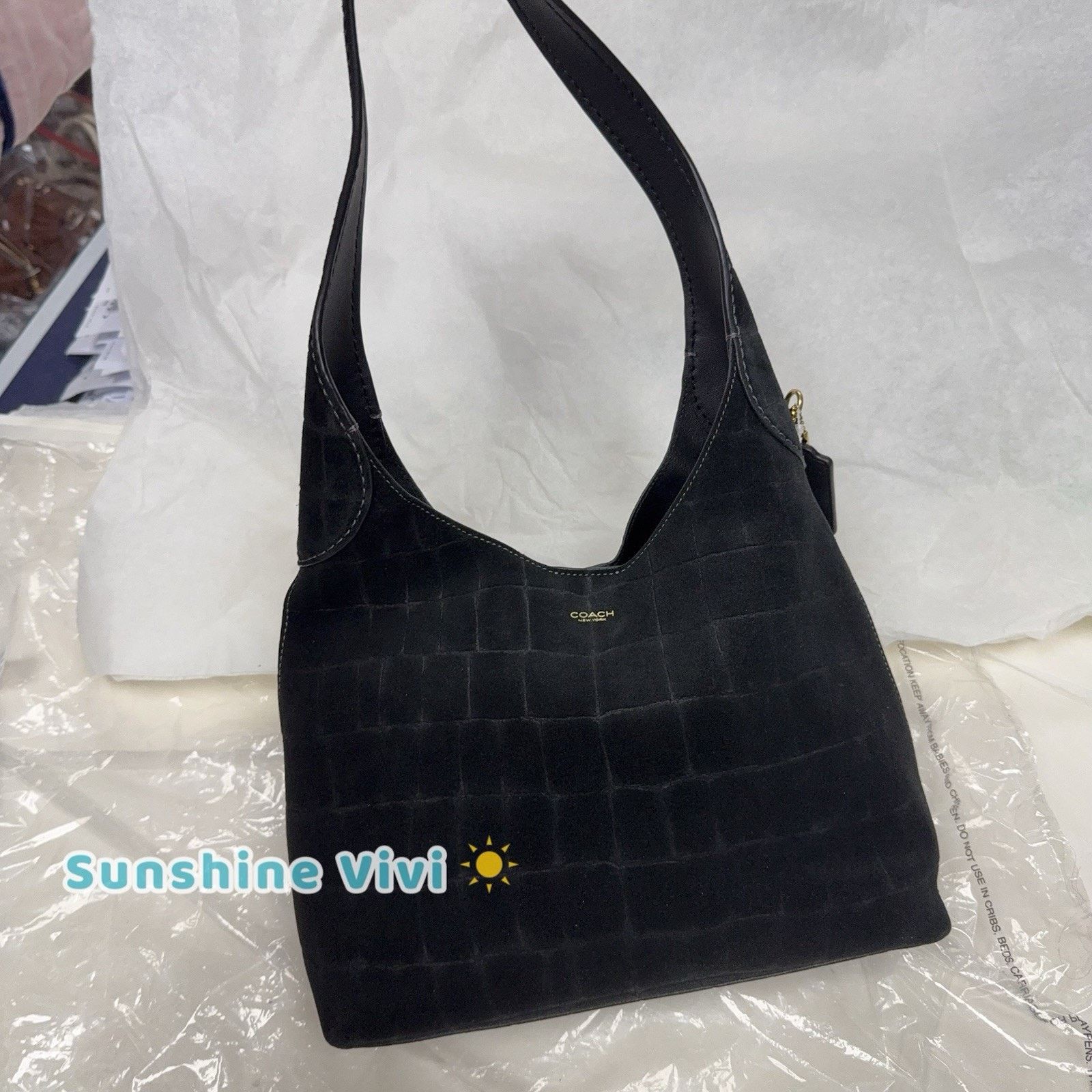 Coach NWT COACH Brooklyn Shoulder Bag 28 Suede CCJ00 Brass/Black Size ONE SIZE - 3 Thumbnail