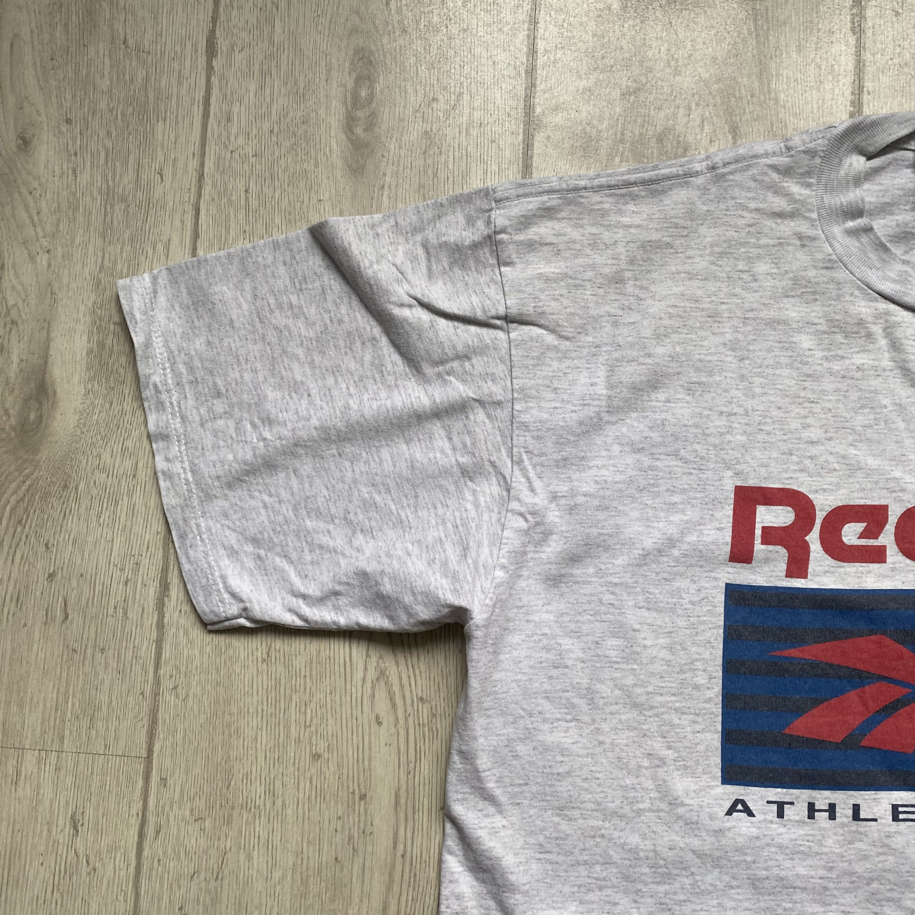 Reebok Vintage 90s Reebok Tee Centr big logo Size US M / EU 48-50 / 2 - 4 Thumbnail