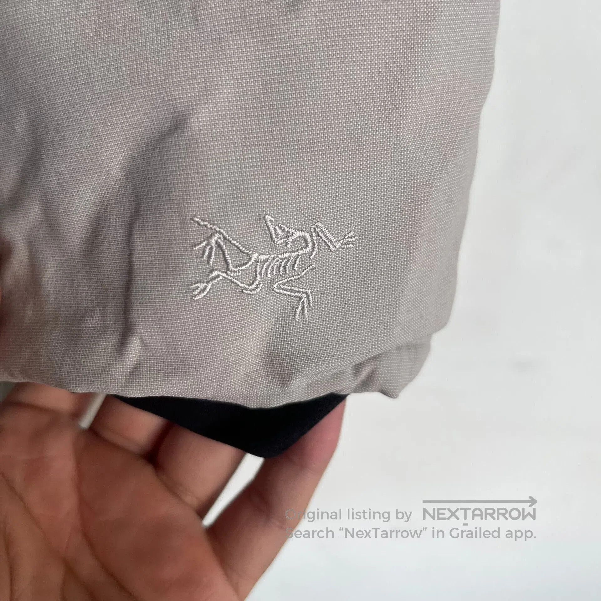 Arc'teryx Arcteryx Women's Centrale Parka Jacket. Size M / US 6-8 / IT 42-44 - 2 Thumbnail