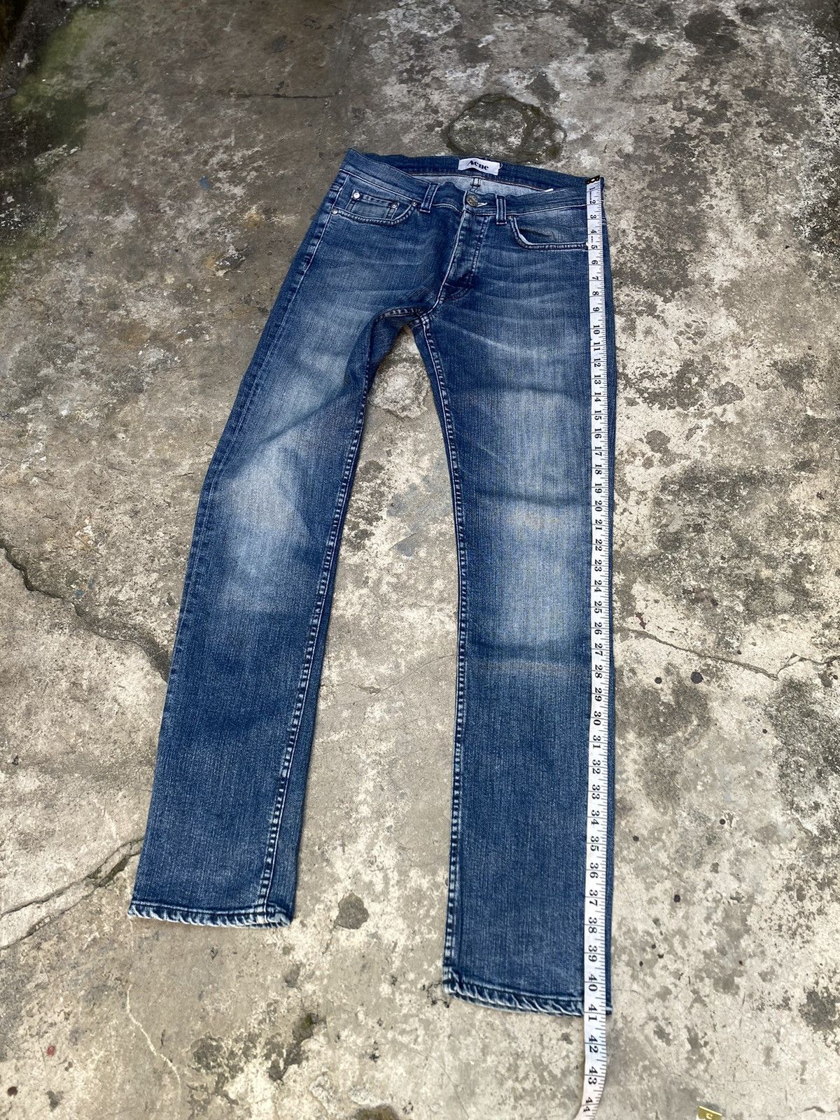 Acne Studios Acne Studios Blue Wash Slim Jeans - Roc The Boat Size US 29 - 16 Thumbnail