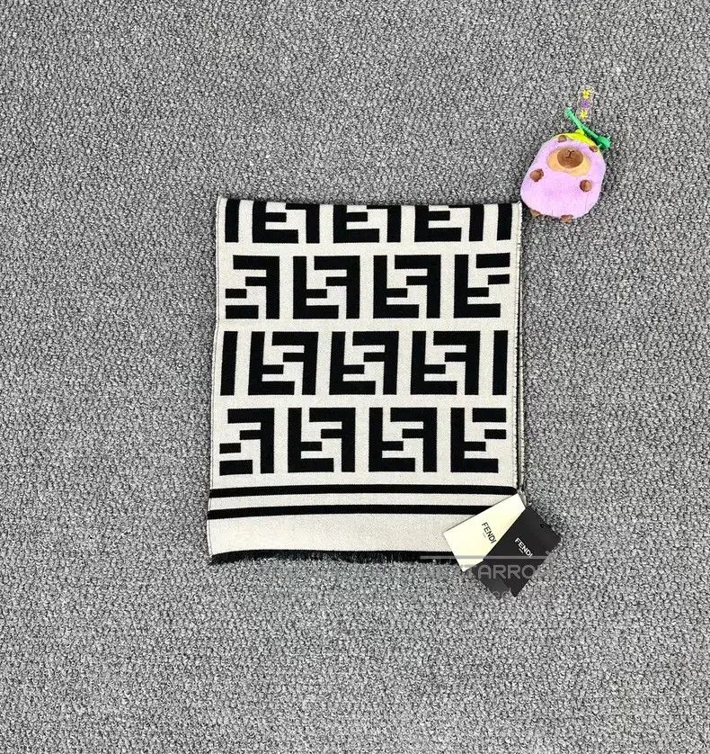 Fendi Fendi size 180*35 cm Black and White Two-Sided Monogram Log Size ONE SIZE - 3 Thumbnail