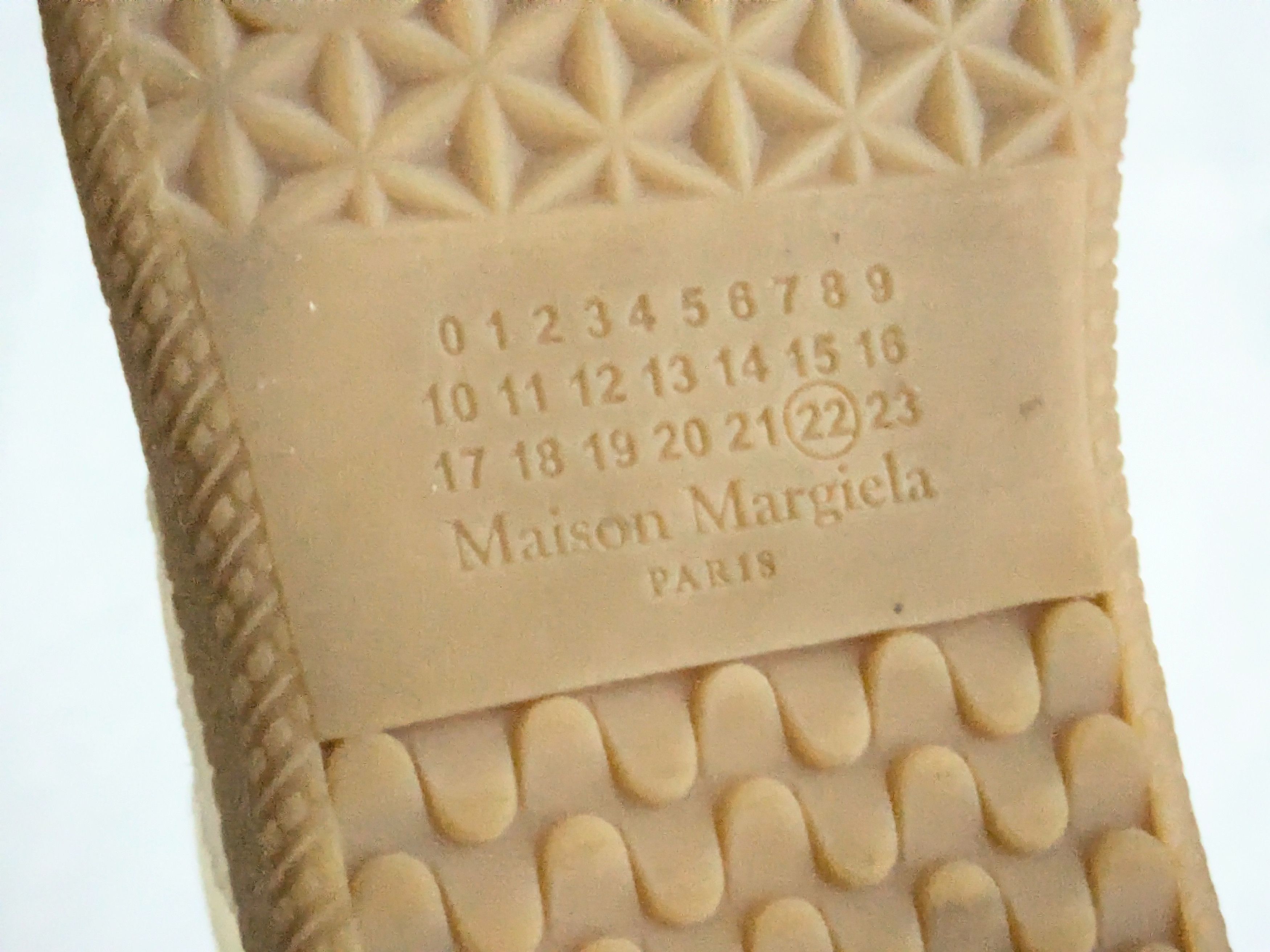 Maison Margiela Maison Margiela Replica GAT White Gray 37 7 Womens Size US 7 / IT 37 - 18 Thumbnail