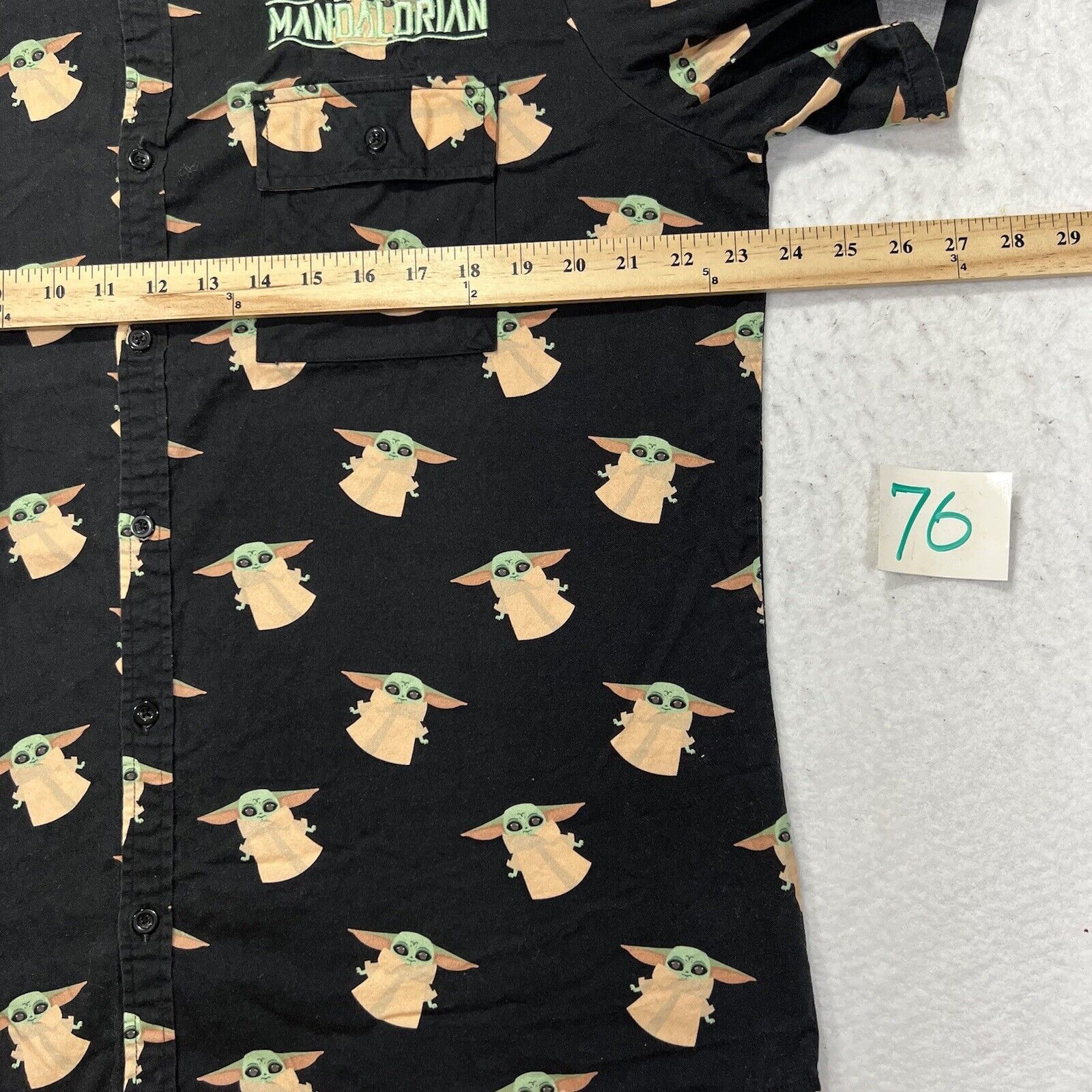 Star Wars Star Wars Celebration The Mandalorian Yoda Button Shirt Size US L / EU 52-54 / 3 - 7 Thumbnail