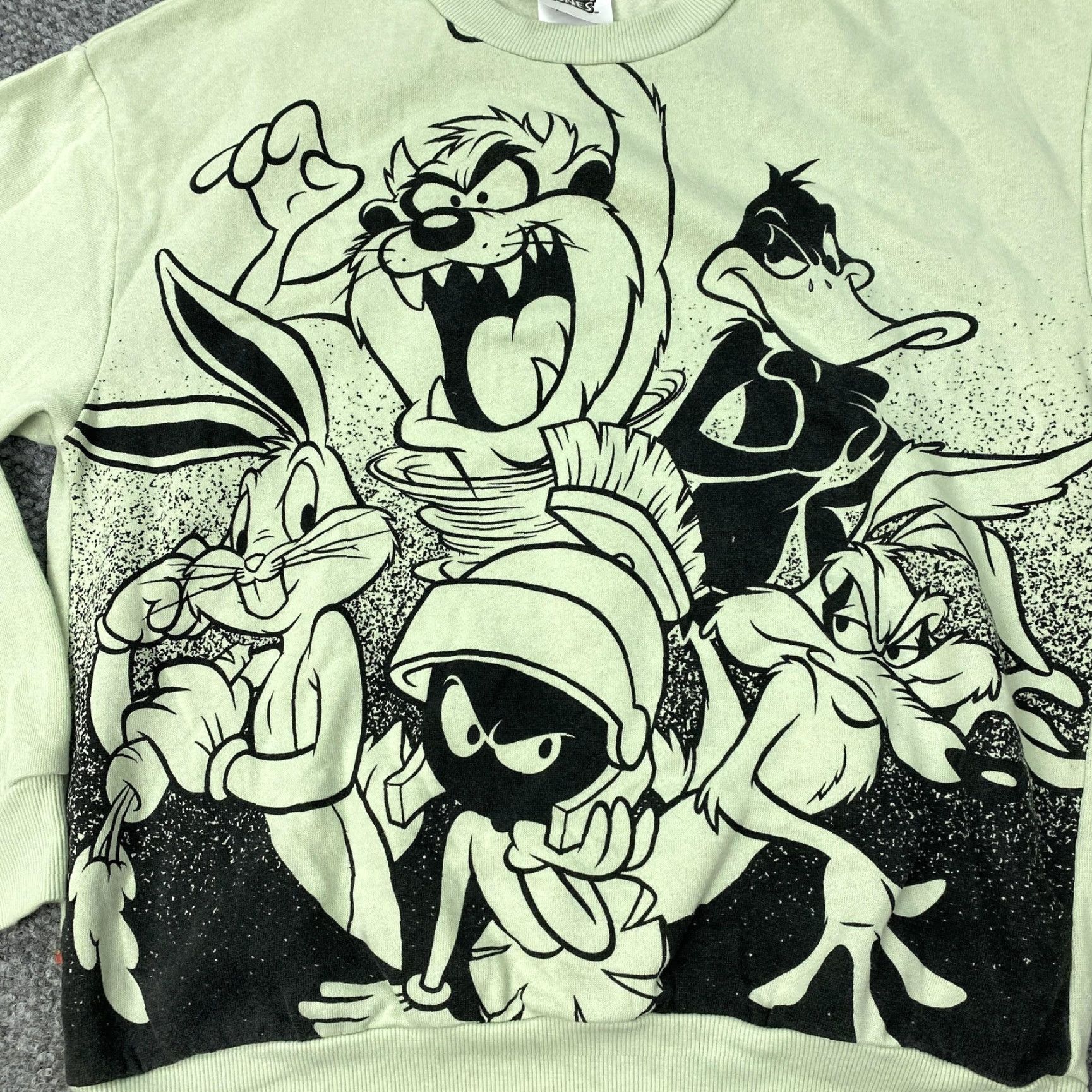 Vintage Looney Tunes Sweatshirt Mens M Mint Green Graphic Print Pullover Crewneck Bugs Bunny Taz Daffy Duck Marvin the Martian Wile E. Coyote Size US M / EU 48-50 / 2 - 2 Thumbnail