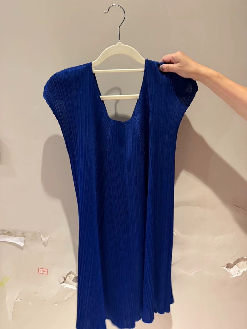 Issey Miyake Issey Miyake size:3 Blue pleated dress Size XS / US 0-2 / IT 36-38 - 1 Thumbnail