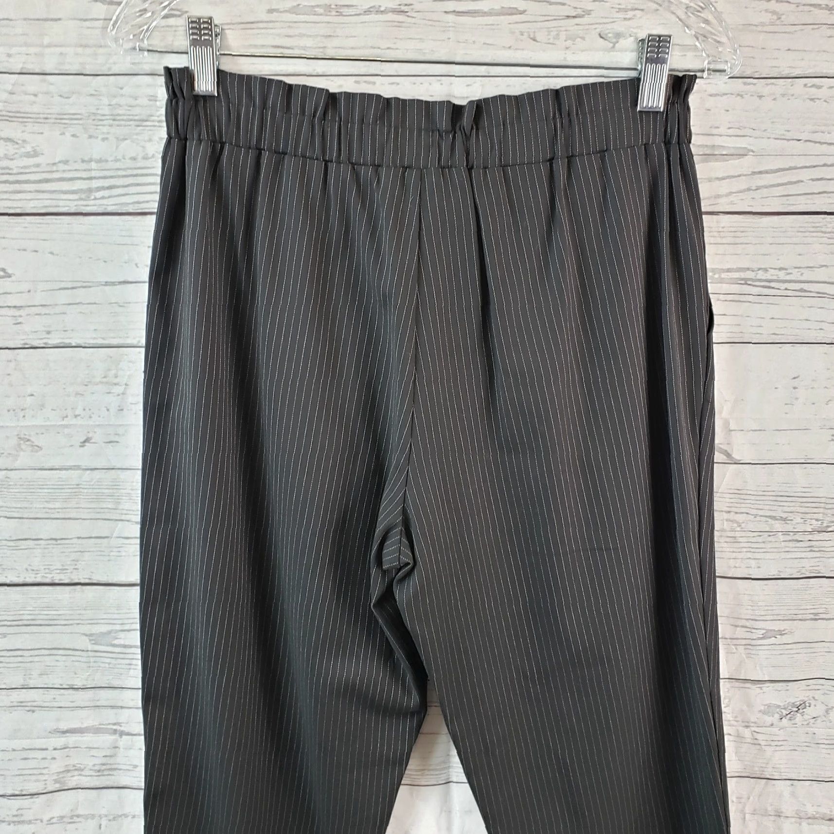 Ramy Brook Ramy Brook Womens Cropped Pants Sz S Black Stripe Tie Waist Pants Cropped Womens Black Stripe Tie Waist 90s? Size 28" / US 6 / IT 42 - 4 Thumbnail