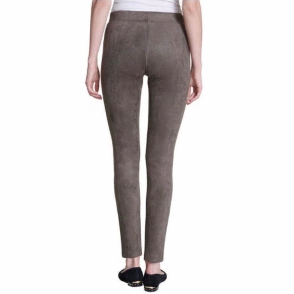 Andrew Marc NWOT Andrew Marc Suede Pleated Pants Size 30" / US 8 / IT 44 - 12 Thumbnail