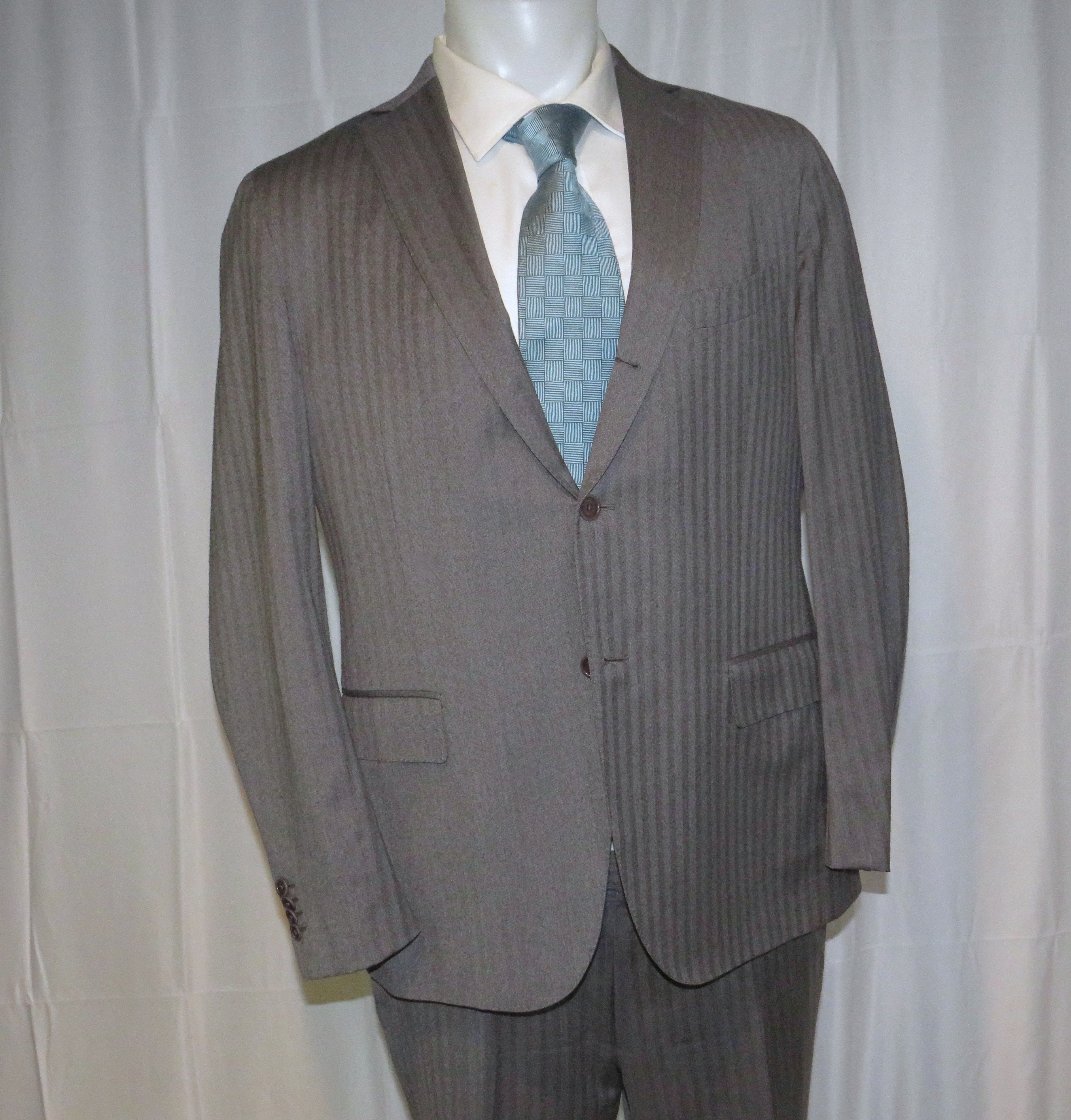 Ermenegildo Zegna Firen Very Recent Gray Herringbone Three Roll Two Suit 44R Size 44R - 9 Thumbnail