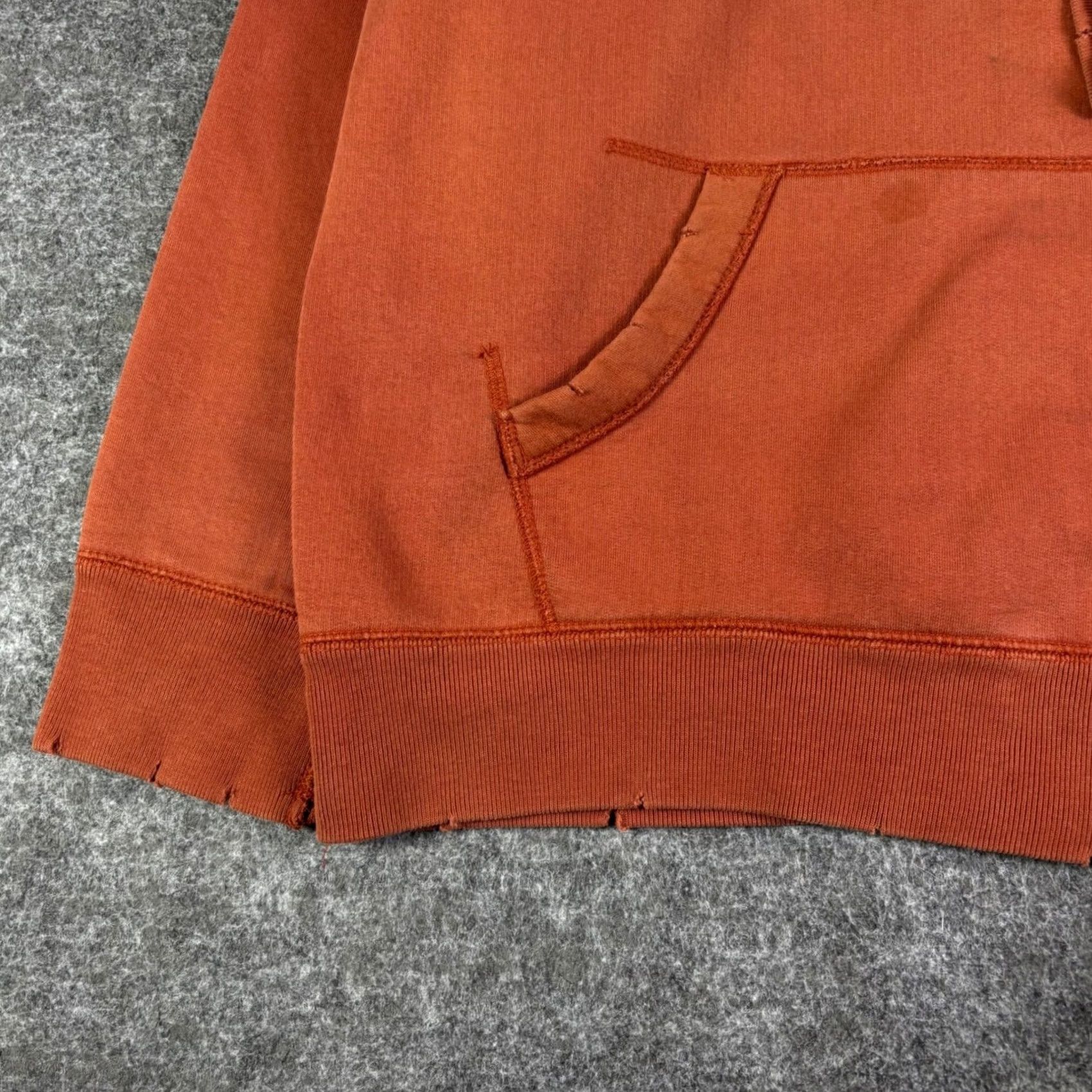 Vintage VINTAGE Steve & Barry's Mens Hoodie Burnt Orange Distressed Fleece Large Size US L / EU 52-54 / 3 - 6 Thumbnail