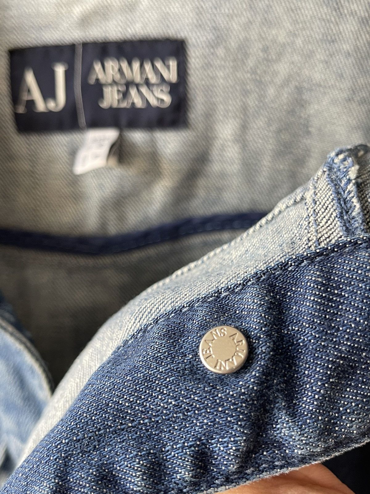 Armani Vintage Armani Jeans Pocket Distressed Denim Jacket y2k Size M / US 6-8 / IT 42-44 - 13 Thumbnail