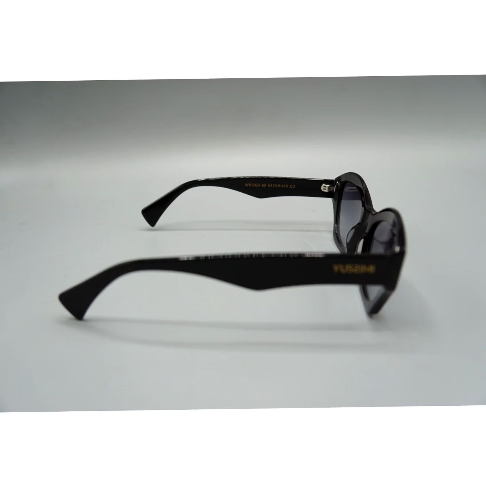 Vintage Yussimi WR2023-50 C3 Geometric Butterfly Cat-Eye Sunglasses Gray Gradient Lens Black Gloss Size ONE SIZE - 7 Thumbnail