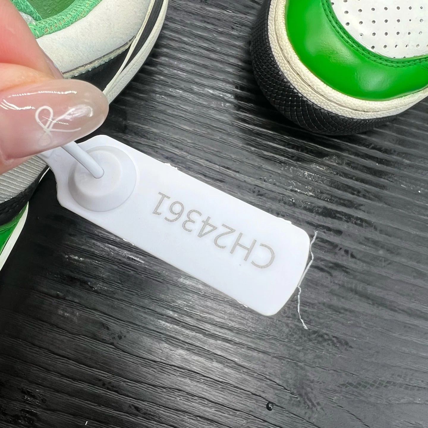Gucci GUCCI Basket 10 Green-White-Black Distressed Lining Repaired Size US 10 / EU 43 - 9 Thumbnail