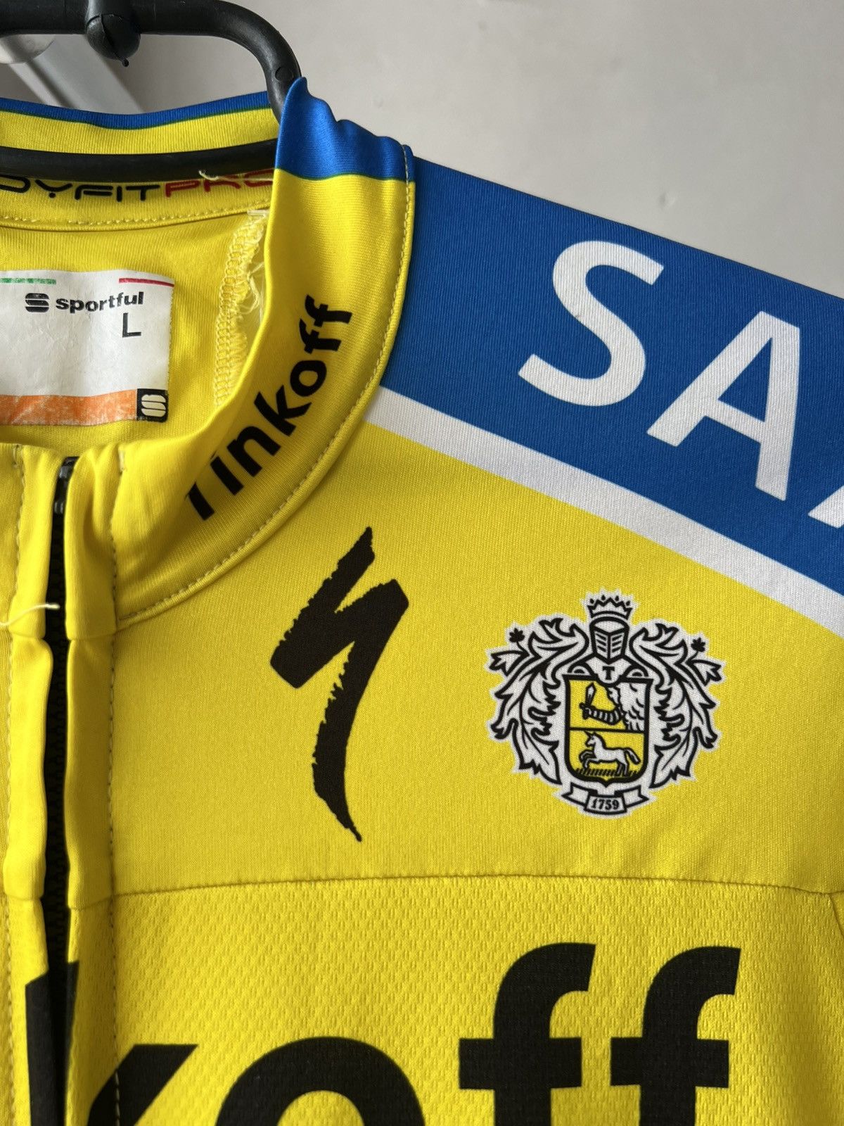 Other TINKOFF SAXO BANK TEAM UCI WORLD TOUR CYCLING JERSEY Size US L / EU 52-54 / 3 - 6 Thumbnail