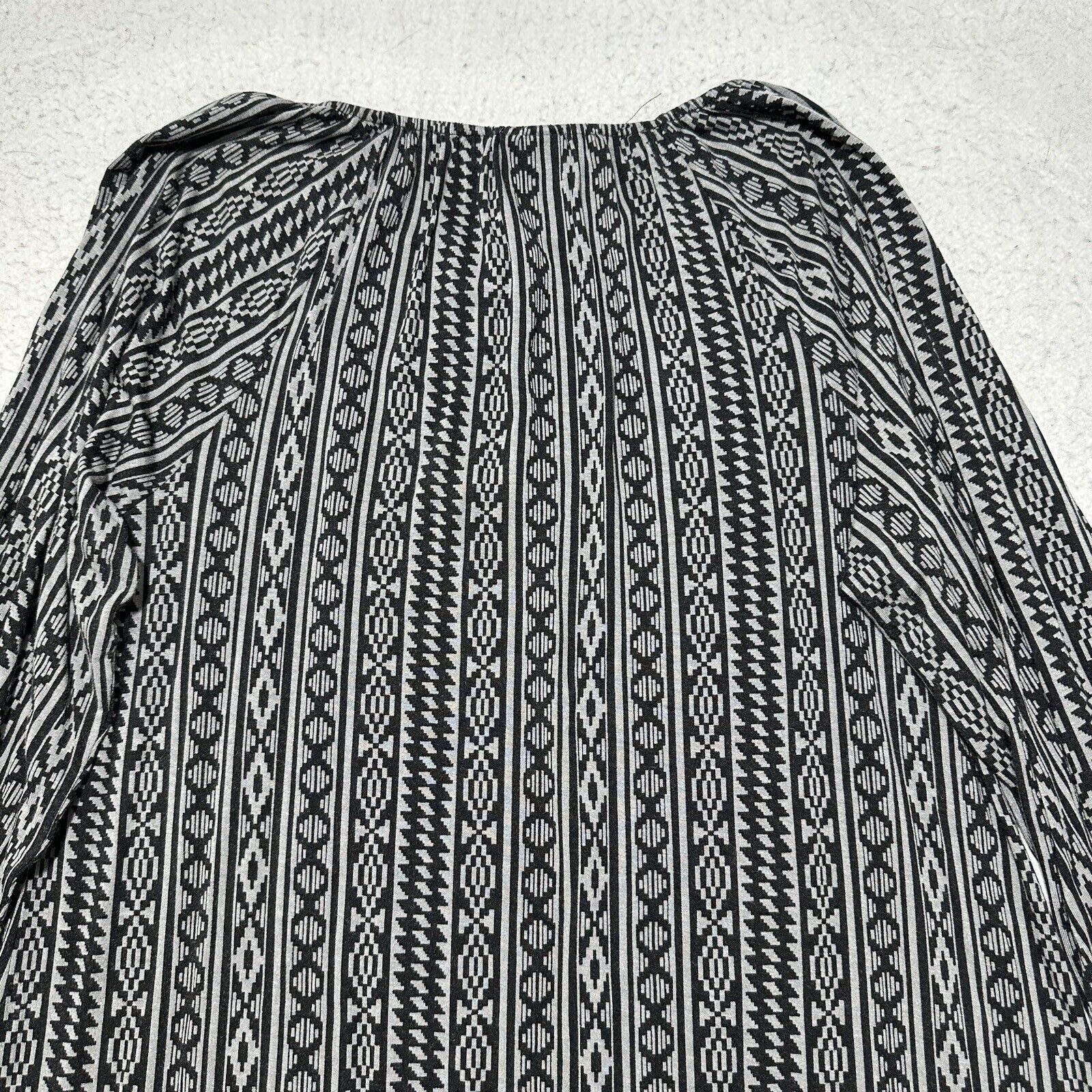 Other LuLaRoe Small 3/4 Sleeve Peasant Top Lightweight Blouse Size S / US 4 / IT 40 - 11 Thumbnail