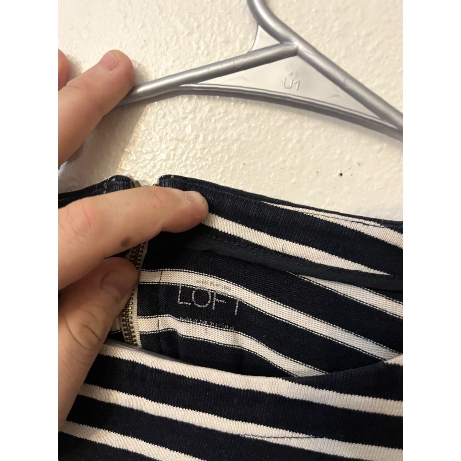 Loft LOFT Blouse Womens L Black White Stripe Knit Boat Neck 3/4 Sleeve Back Zip Size L / US 10 / IT 46 - 2 Thumbnail
