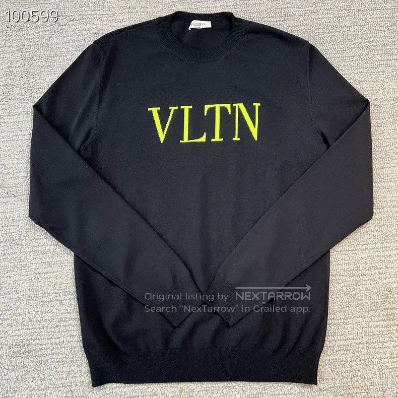 Valentino Valentino Knitted crew neck pullover knit Size US S / EU 44-46 / 1 - 1 Thumbnail