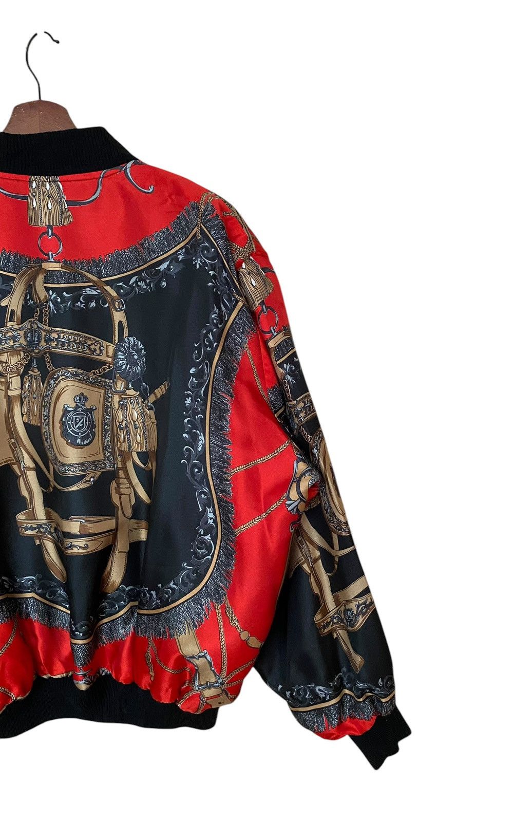 Vintage Vintage Japanese Brand Italian Silk Bomber Jacket 1990s Size US M / EU 48-50 / 2 - 6 Thumbnail