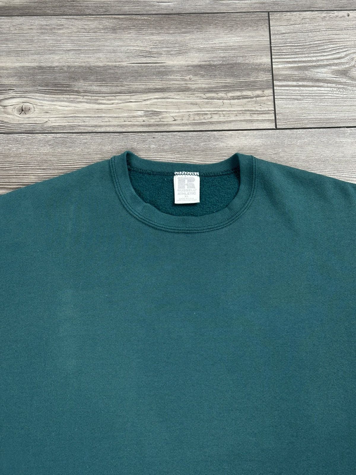 Russell Athletic Vintage 90’s Russell Athletic Essential Crewneck Size US XL / EU 56 / 4 - 2 Thumbnail