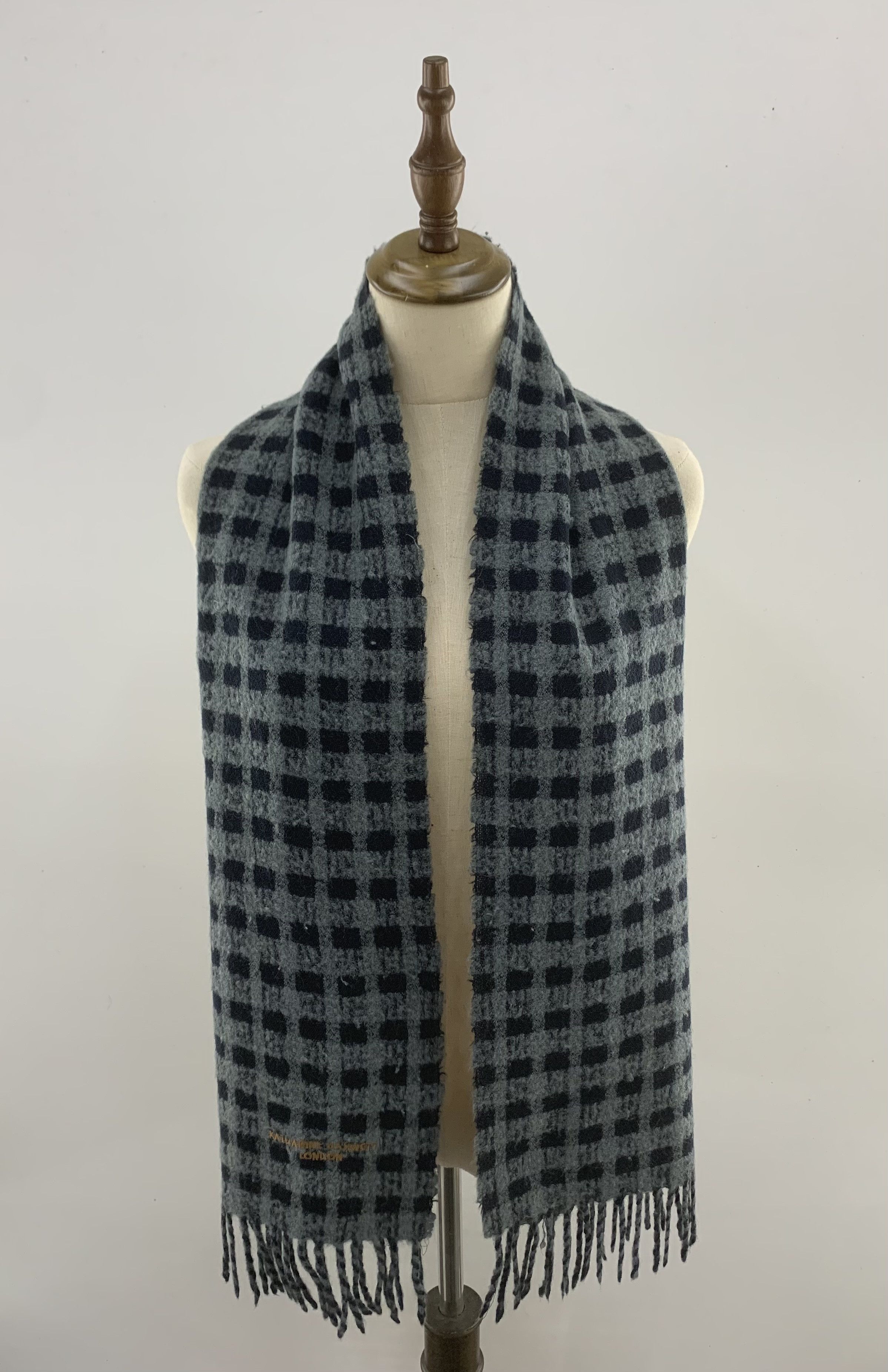 Katharine Hamnett London Katharine Hamnett Scarf Wool Muffler Neck Wrap BL3182 Size ONE SIZE - 1 Thumbnail