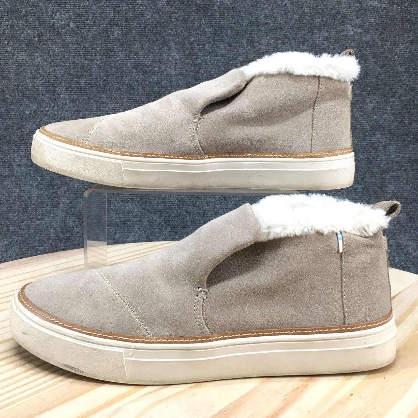 Toms VINTAGE TOMS Boots Womens 10 Paxton Slip On Fur Lined Suede Beige Slipper Style M 10 Beige Shoes Women Size US 10 / IT 40 - 2 Thumbnail