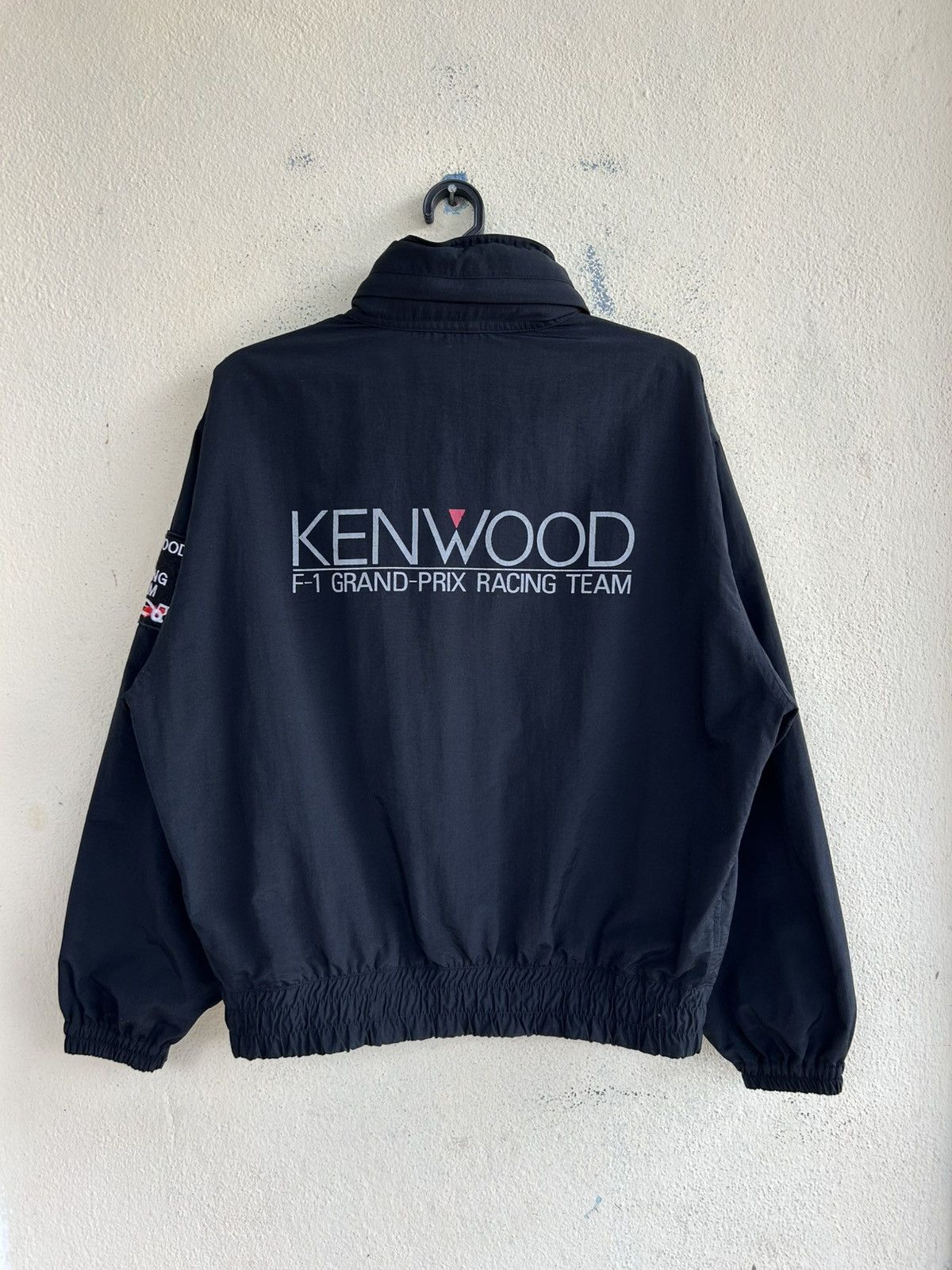 Formula 1 × Sports Specialties Kenwood F-1 Grand-Prix Racing Team Jacket Size US L / EU 52-54 / 3 - 1 Thumbnail