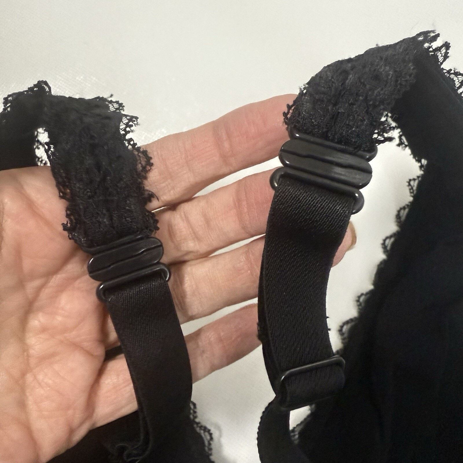Other SO Bra Convertible Bralette Blk Lace Pretty Feminine Size ONE SIZE - 3 Thumbnail