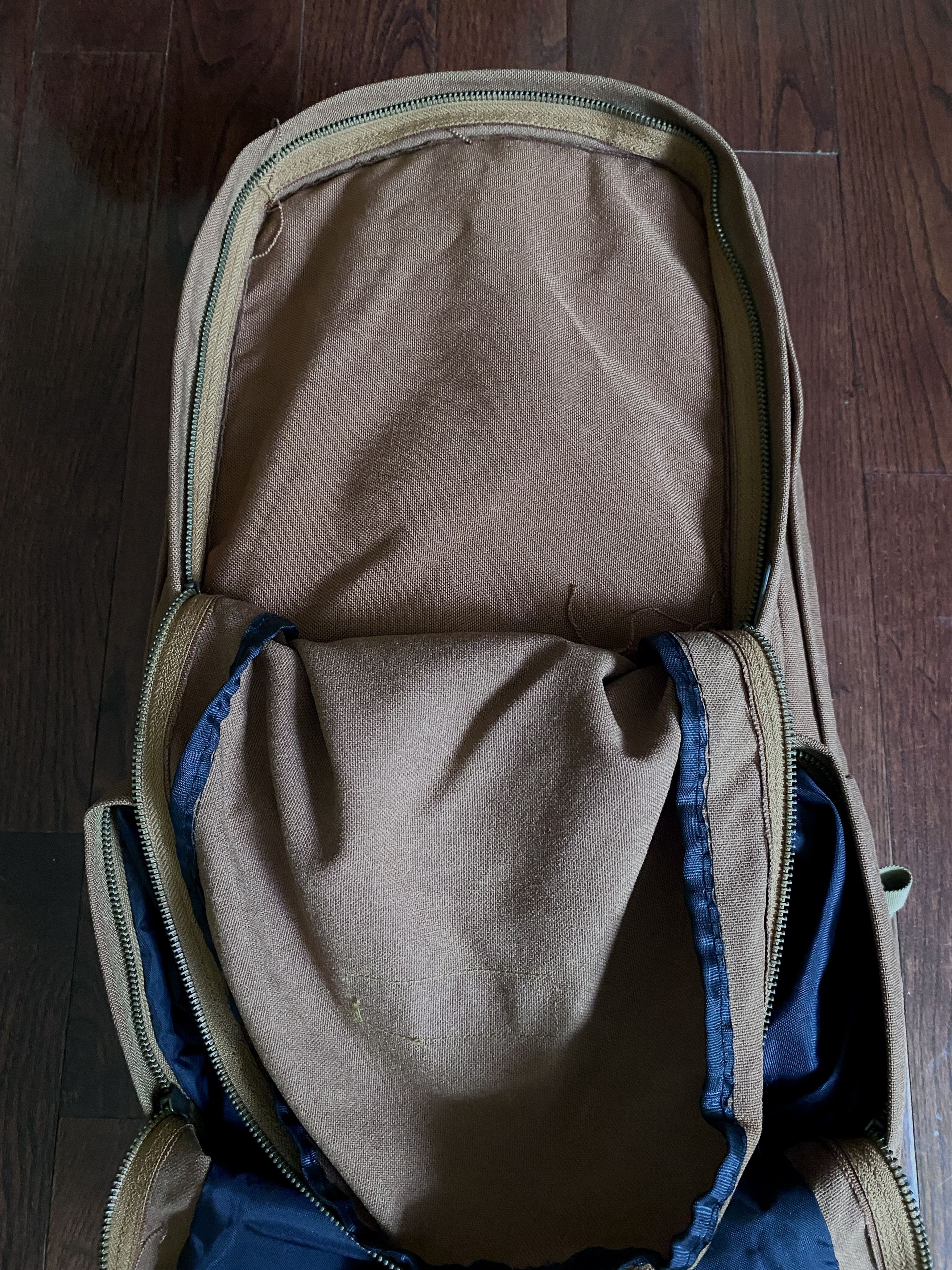 Supreme Supreme Solo 29 Backpack FW10 Size ONE SIZE - 10 Thumbnail