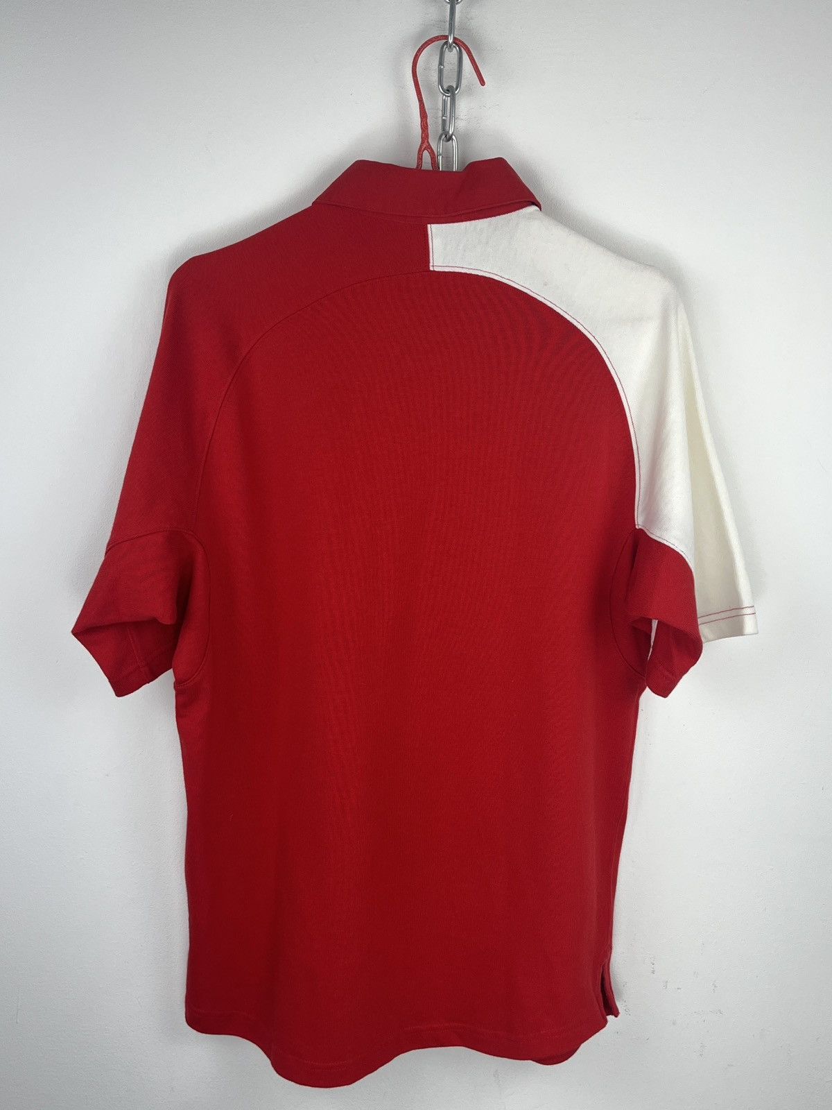 Nike × Vintage Nike Vintage Red White England Rugby O2 Short Jersey Size US M / EU 48-50 / 2 - 2 Thumbnail