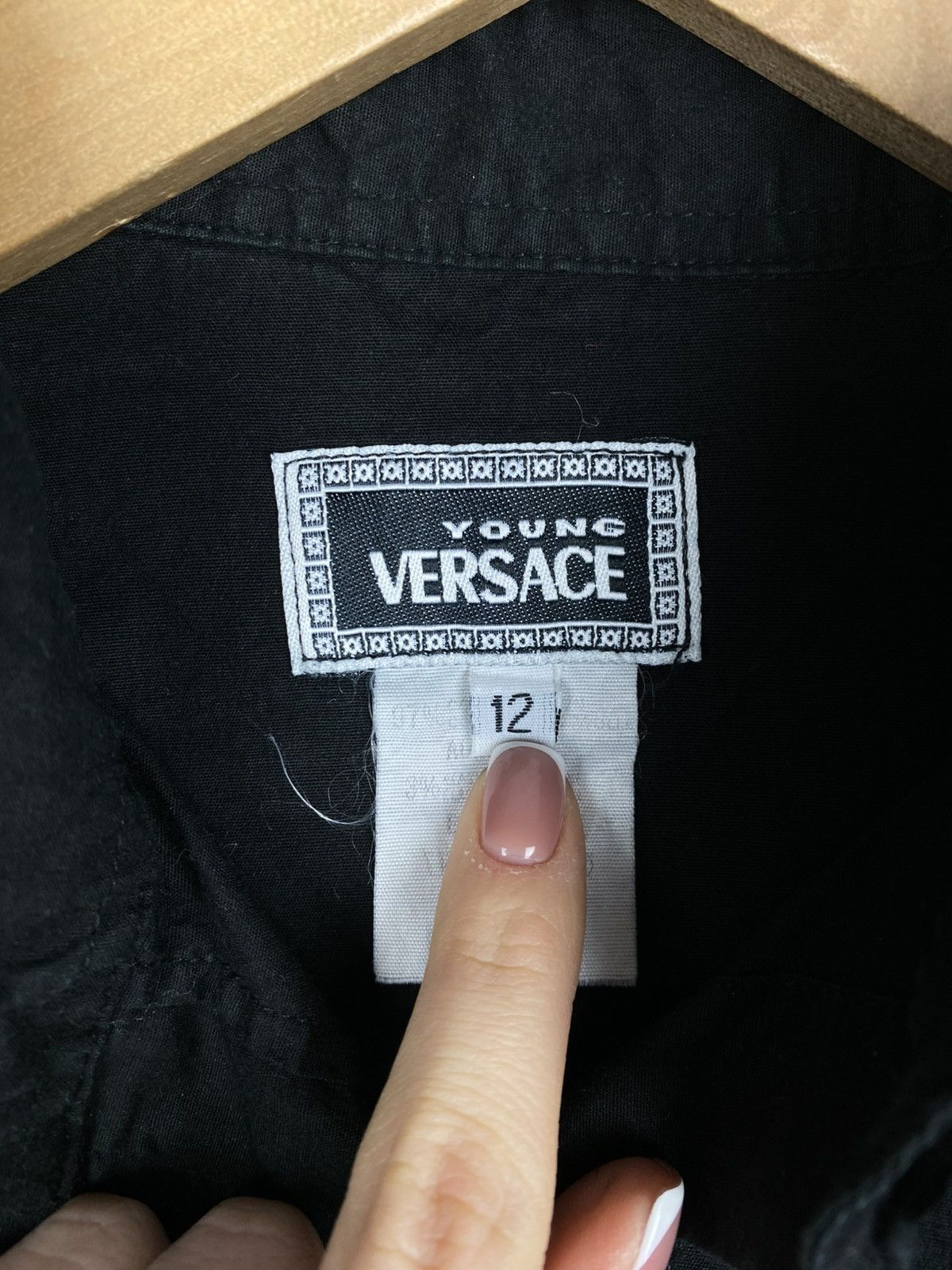 Versace Young Versace Vintage Teens Kids Long Sleeve Button Up Shirt Size S / US 4 / IT 40 - 13 Thumbnail
