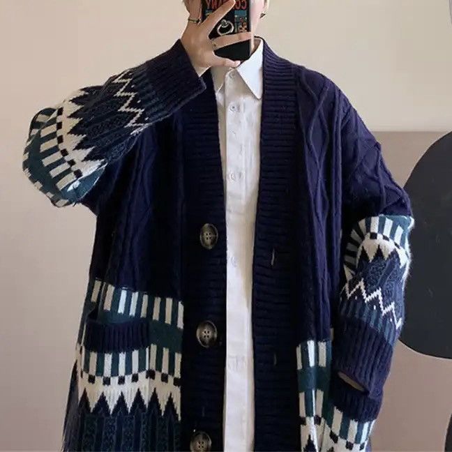 Image of Retro Pattern Knitted Cardigan Men in Navy Blue (Size 2XL)