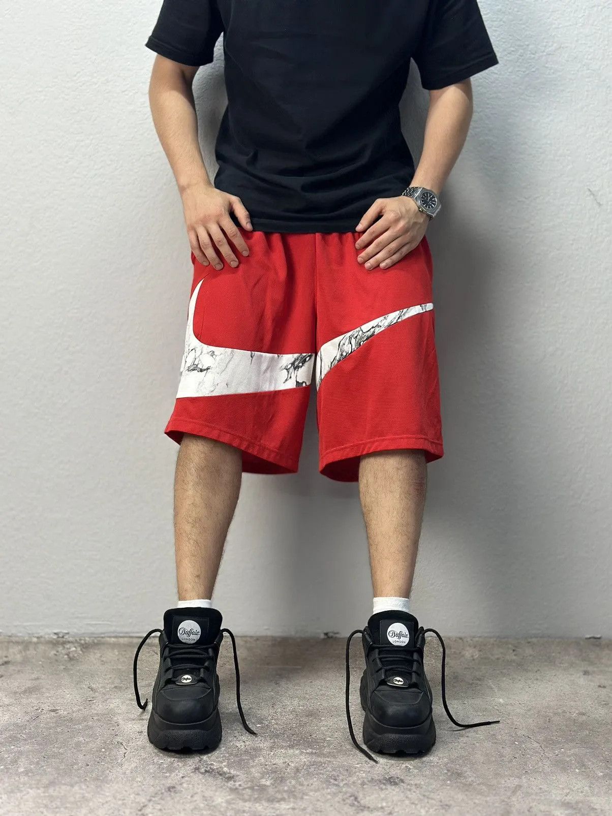Nike Nike shorts Big Swoosh Streetwear Y2K Vintage JNCO Cargo Size US 36 / EU 52 - 3 Thumbnail