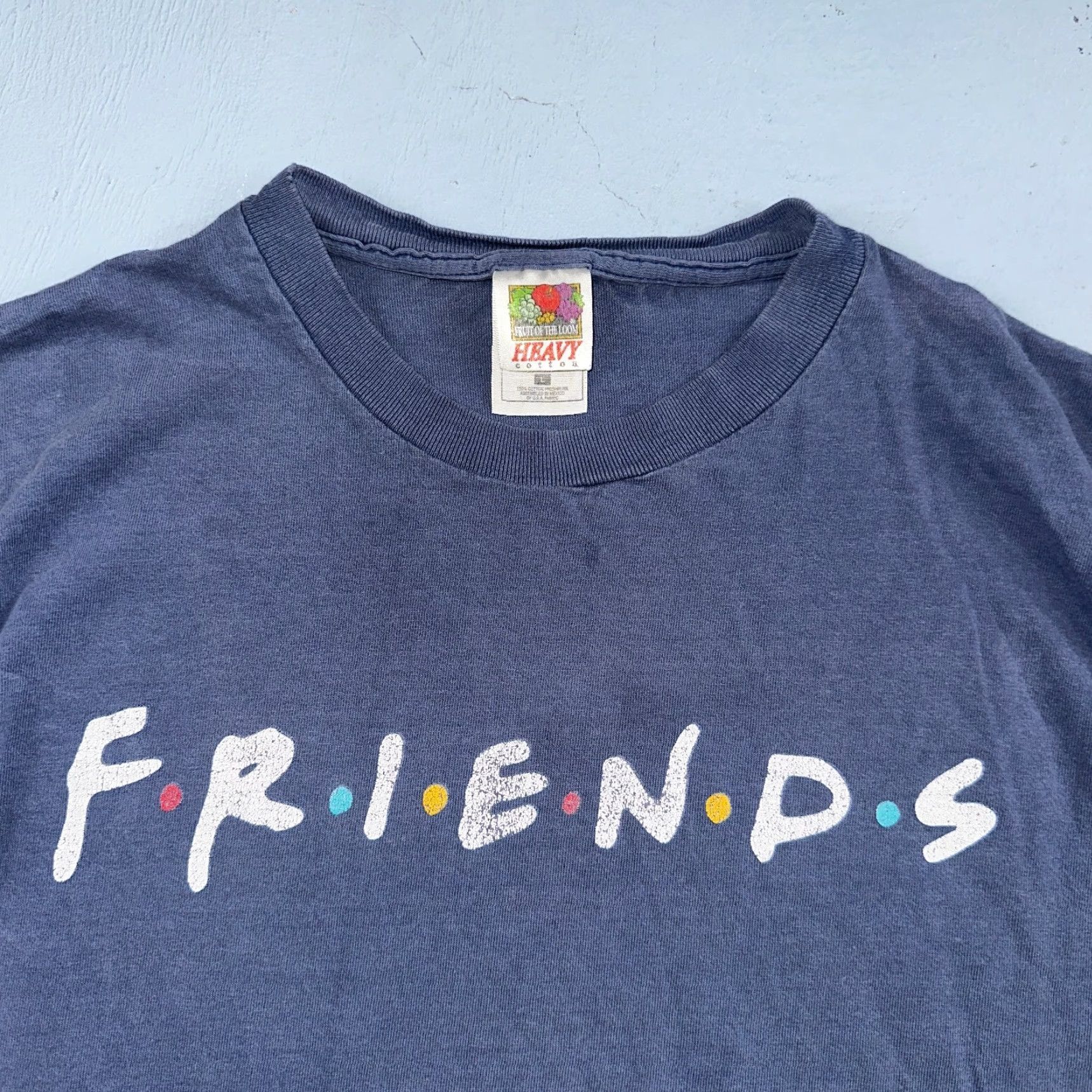 Fruit Of The Loom VINTAGE Friends 90s Promo T Shirt TV Show Logo Fruit of the Loom Men L Blue Crew Neck Short Sleeve Sitcom Graphic Print 90s Theme Size US L / EU 52-54 / 3 - 2 Thumbnail