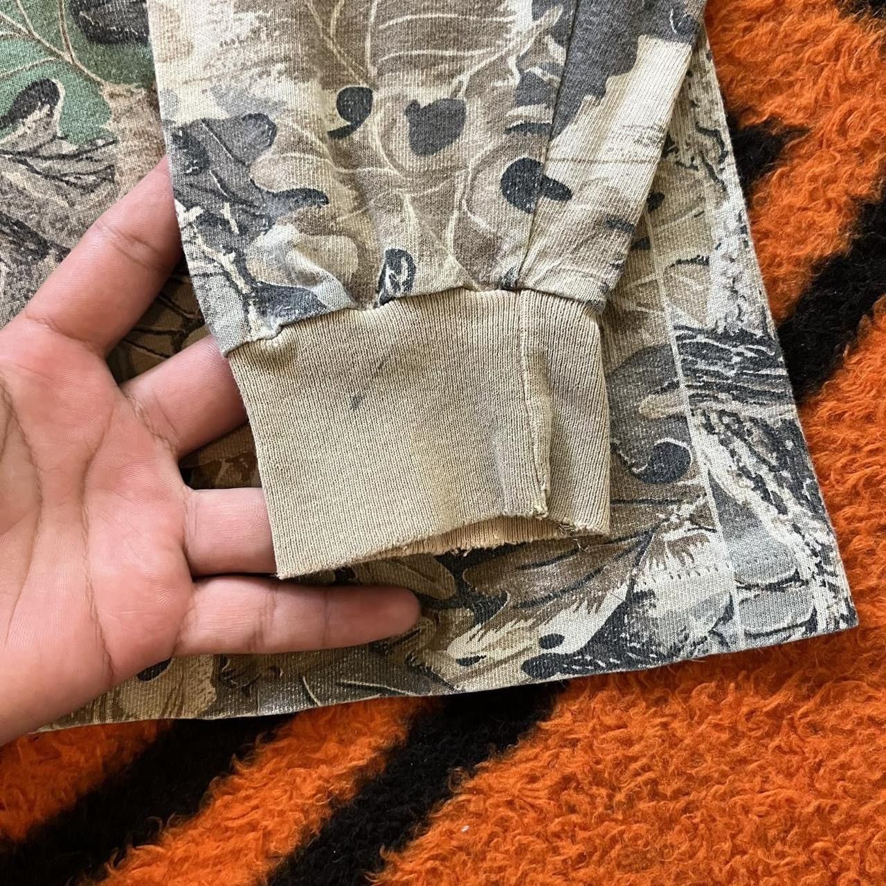 Realtree × Vintage Vintage 90s High Peak Realtree Camo Long Sleeve T shirt Size US L / EU 52-54 / 3 - 7 Thumbnail