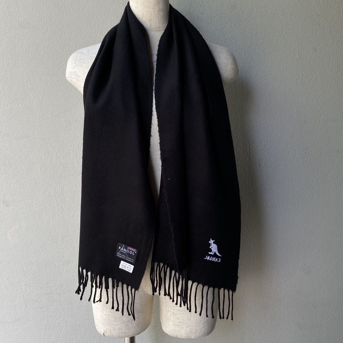Kangol KANGOL Black Scarf with White Logo Embroidery Size ONE SIZE - 7 Thumbnail