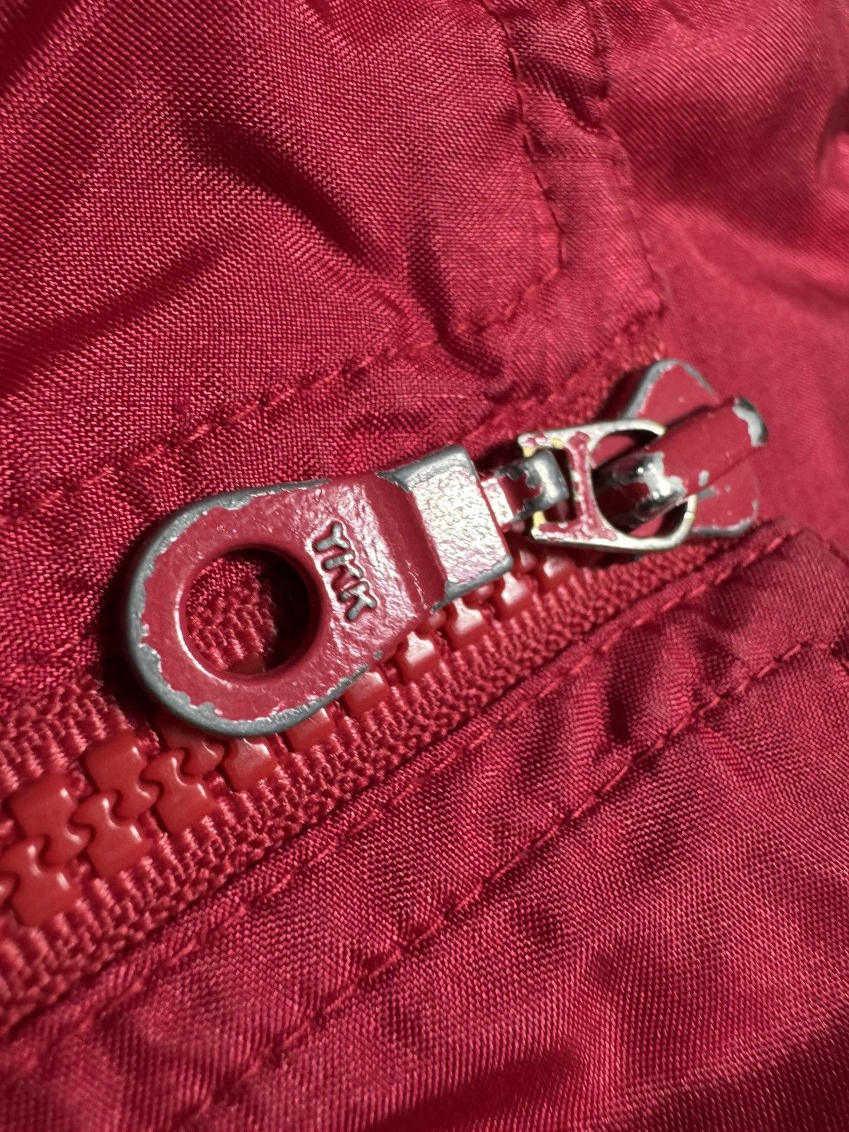 Nike Nike USA Vintage 90’s Nylon Track Jacket Big Logo Swoosh Size US L / EU 52-54 / 3 - 7 Thumbnail