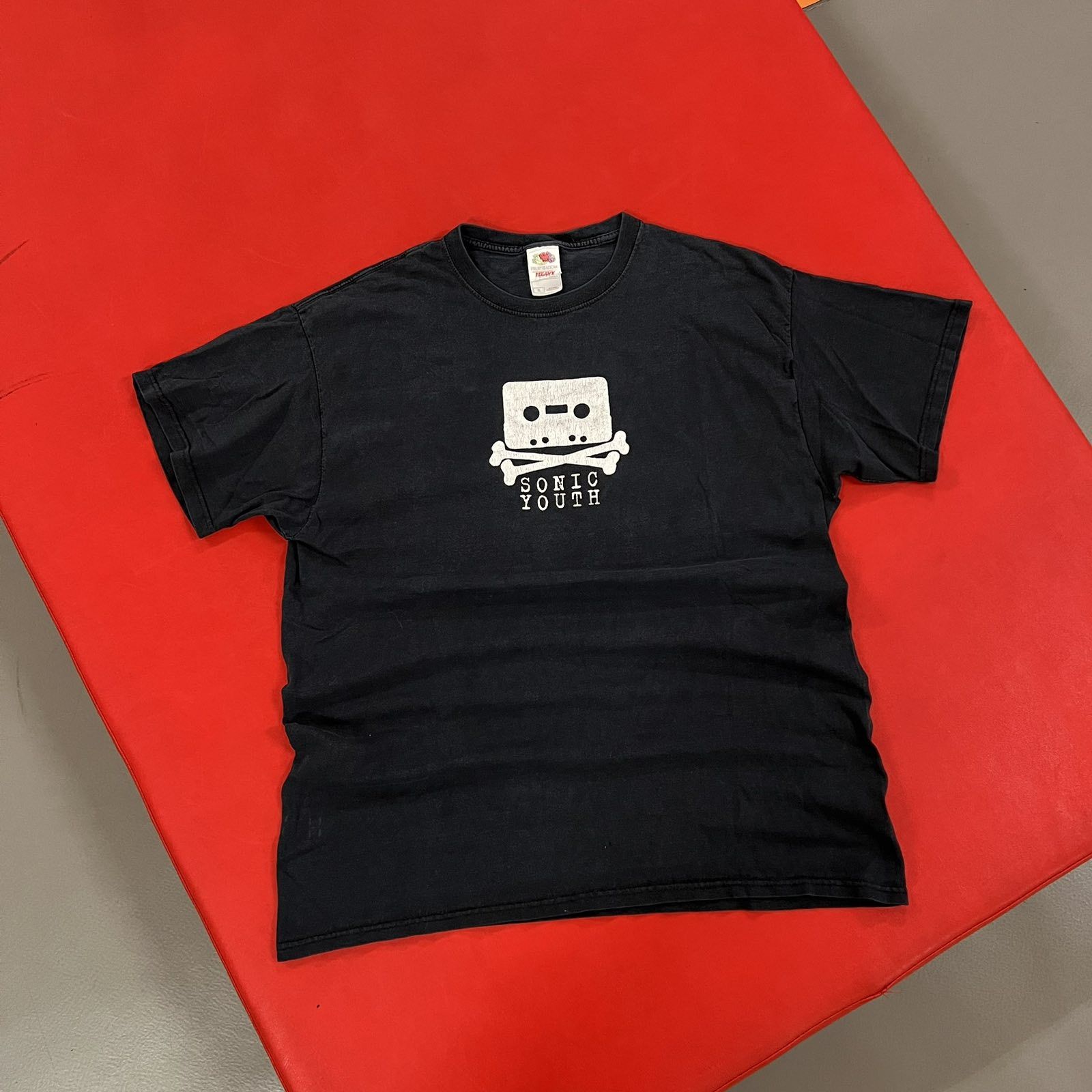 Band Tees × Vintage Vintage 90s Sonic Youth Skull Cassette Shirt Band tee Sz XL Size US XL / EU 56 / 4 - 1 Thumbnail