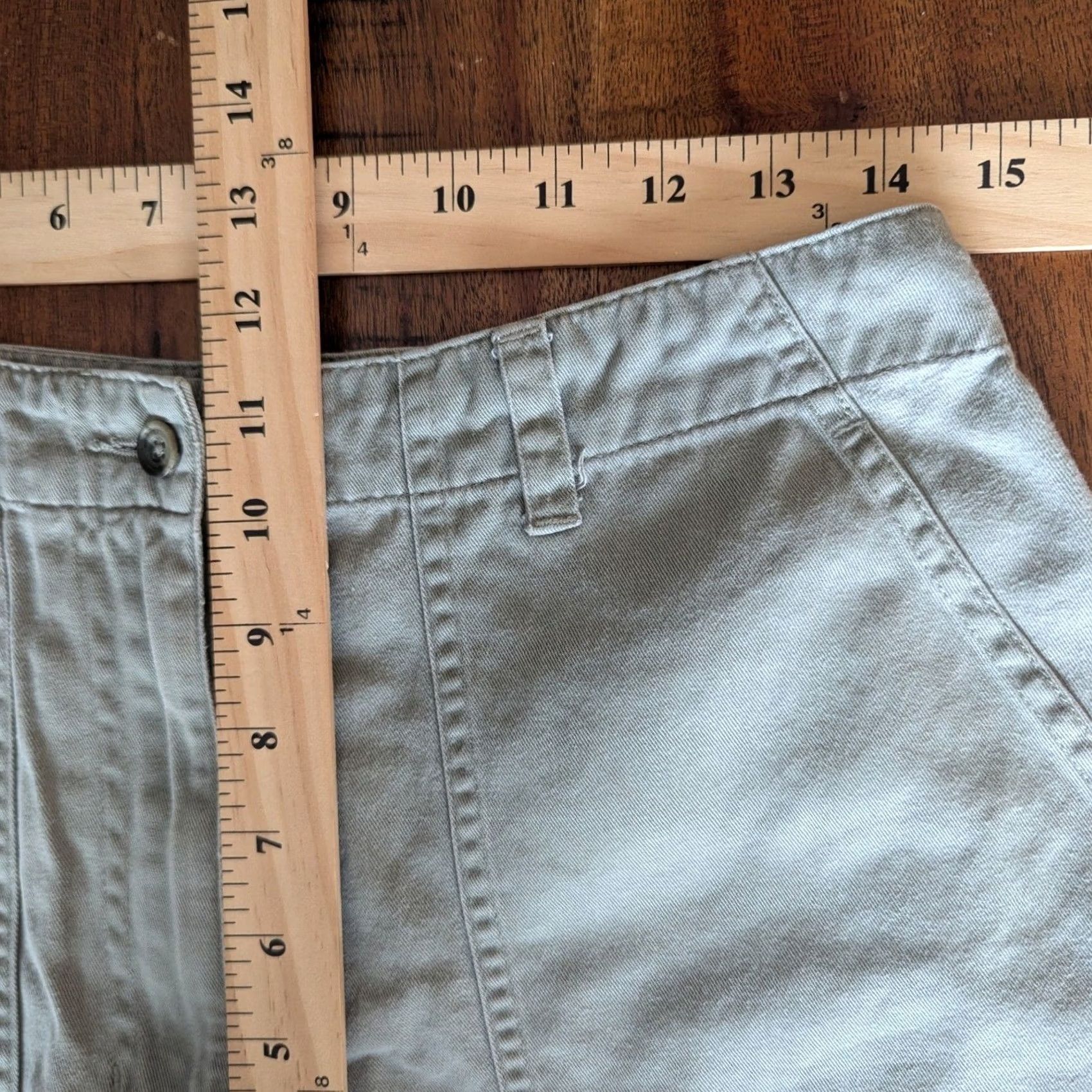 Jones New York VINTAGE Sage Green Utility Shorts Cotton Twill Womens Sz 8 High Rise 5-Pocket Button Zip Casual Workwear Cargo Summer 100% Cotton Jersey? Size 26" / US 2 / IT 38 - 6 Thumbnail