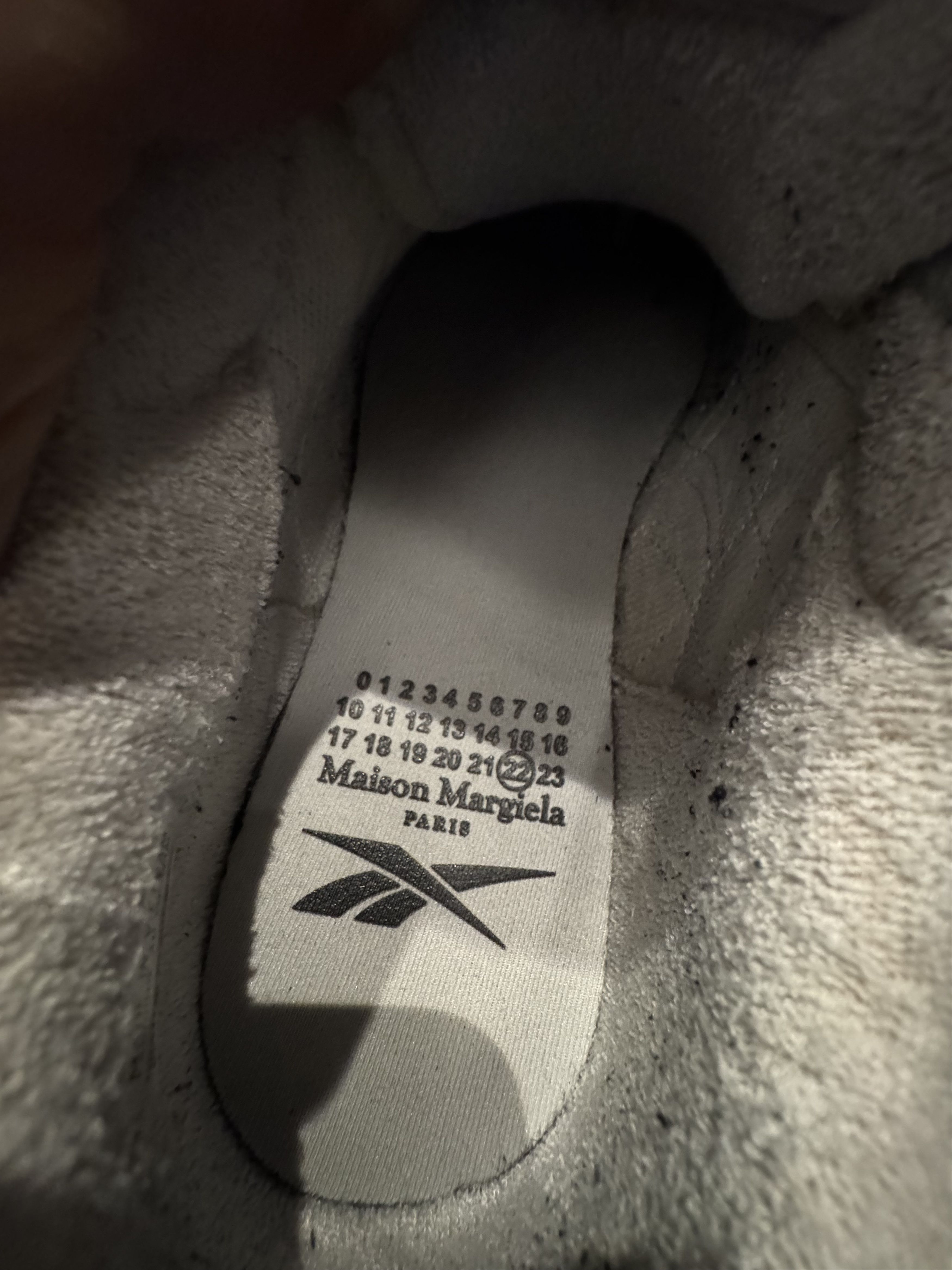 Maison Margiela × Reebok Maison Margiela x Reebok Classic Leather Tabi Size US 9 / EU 42 - 14 Thumbnail