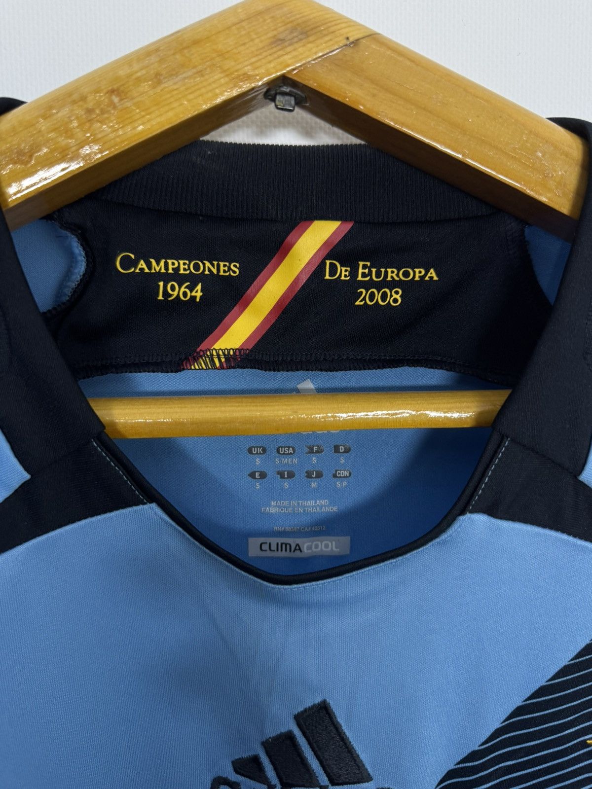 Adidas National Team Spain Adidas 2012 Away Football Soccer Jersey Size US S / EU 44-46 / 1 - 6 Thumbnail