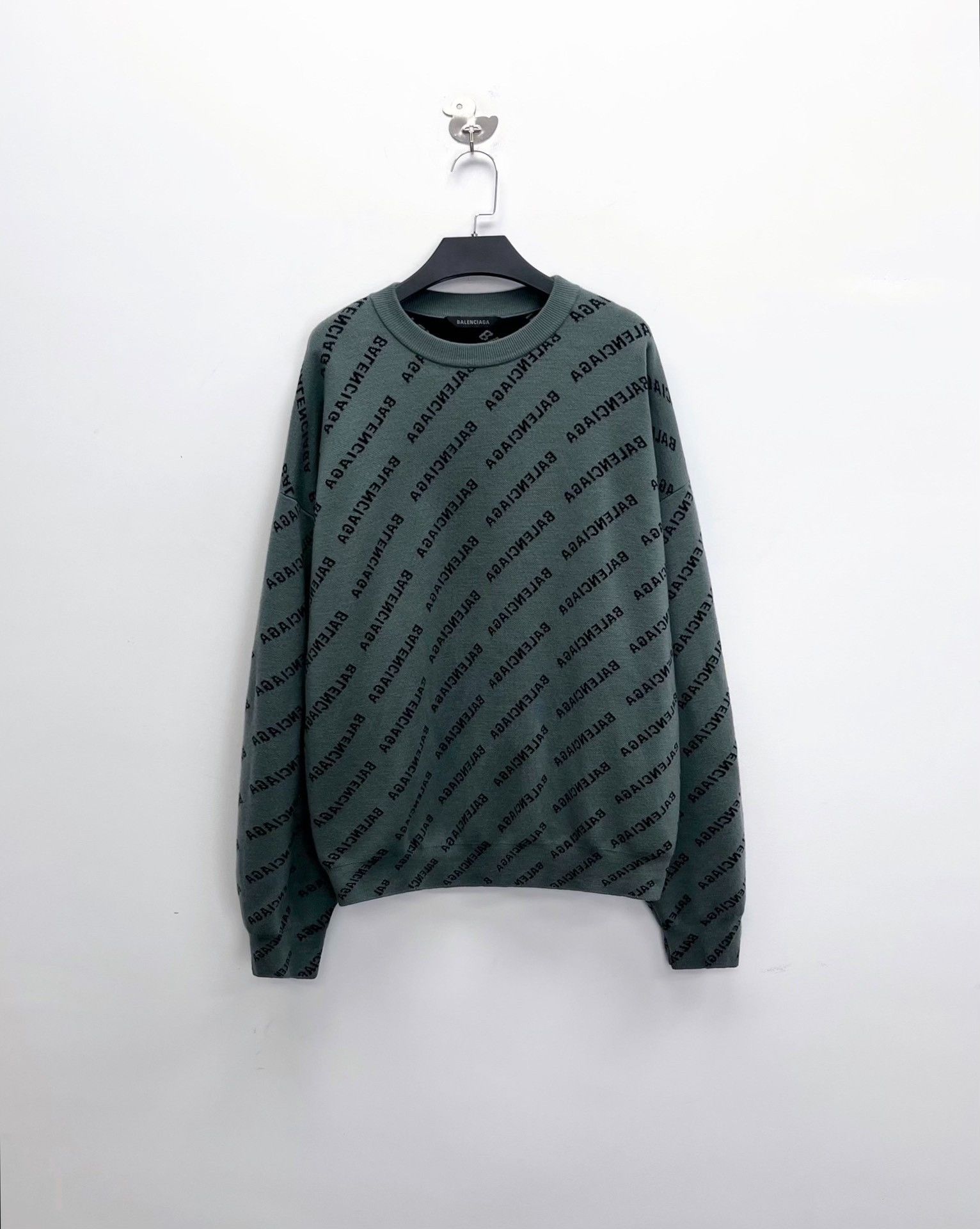 Balenciaga Balenciaga Logo Knit Sweater Size US XXS / EU 40 - 1 Thumbnail