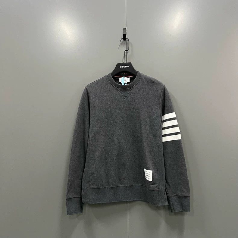 Thom Browne Thom Browne Gray striped ribbed round-neck sweatshirt 2503 Size US L / EU 52-54 / 3 - 1 Thumbnail