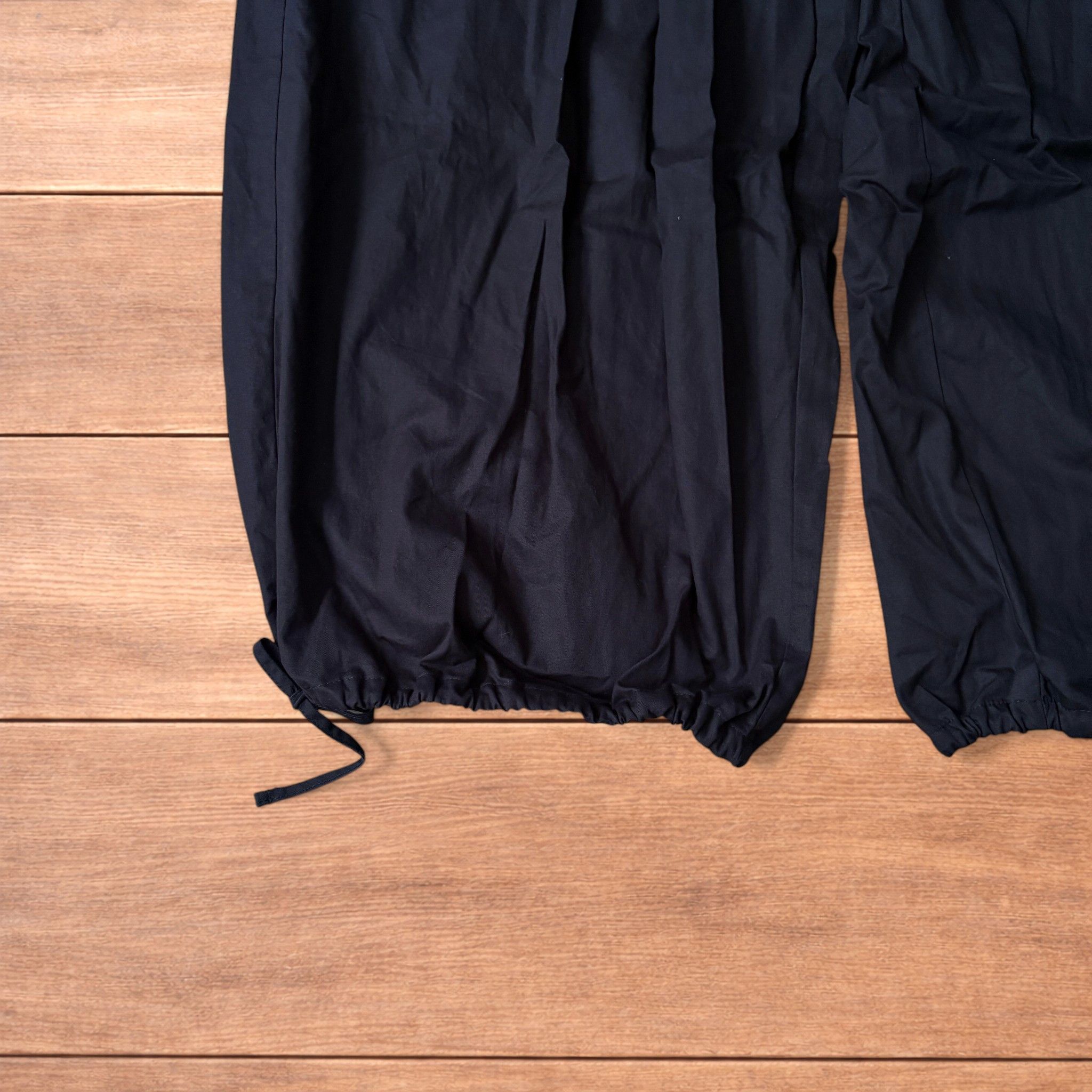 Japanese Brand Super baggy wide leg flight pants in black. Size US 34 / EU 50 - 4 Thumbnail