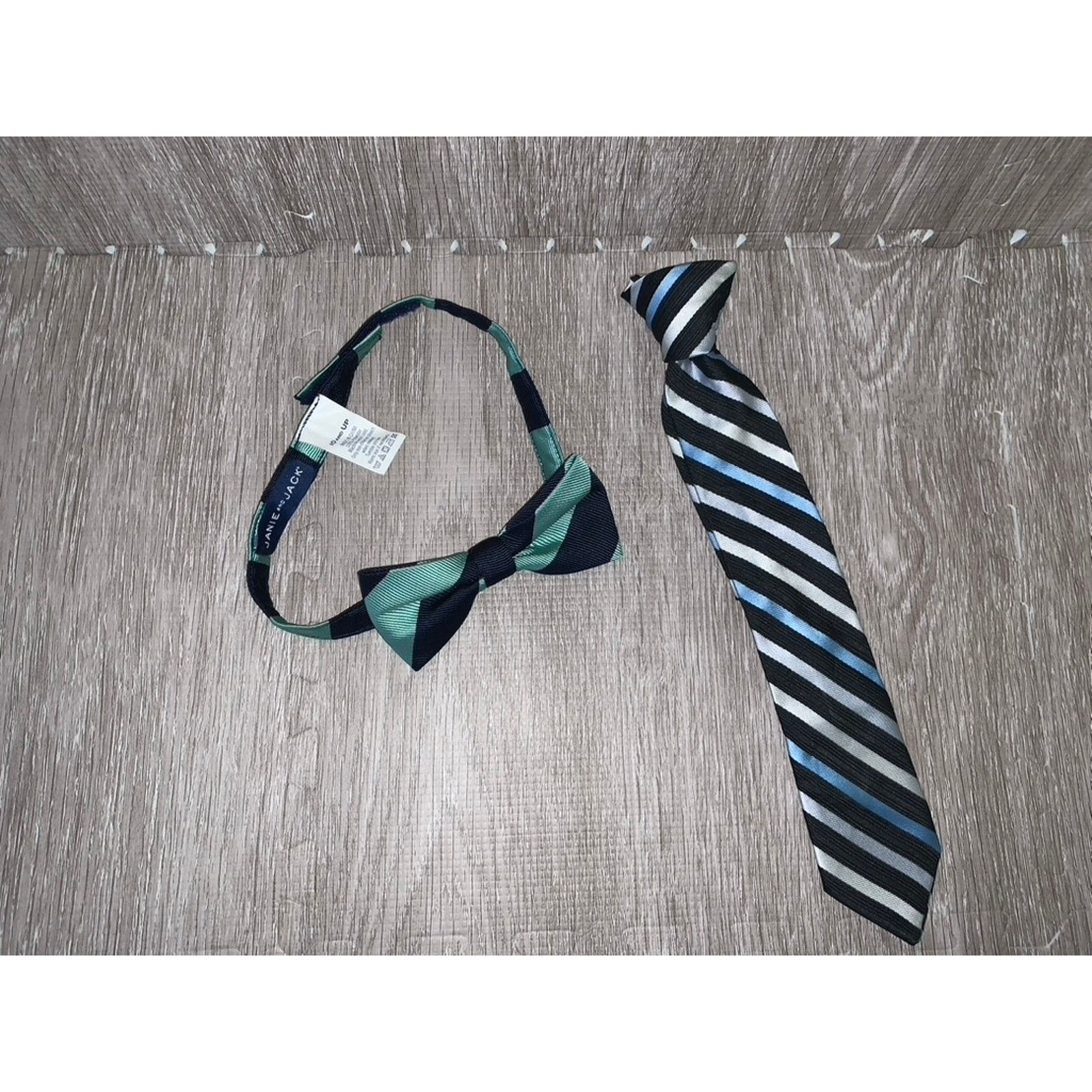 The Unbranded Brand Boys Multicolor Striped Bow Tie & Neck Tie Set Formal Size ONE SIZE - 1 Thumbnail