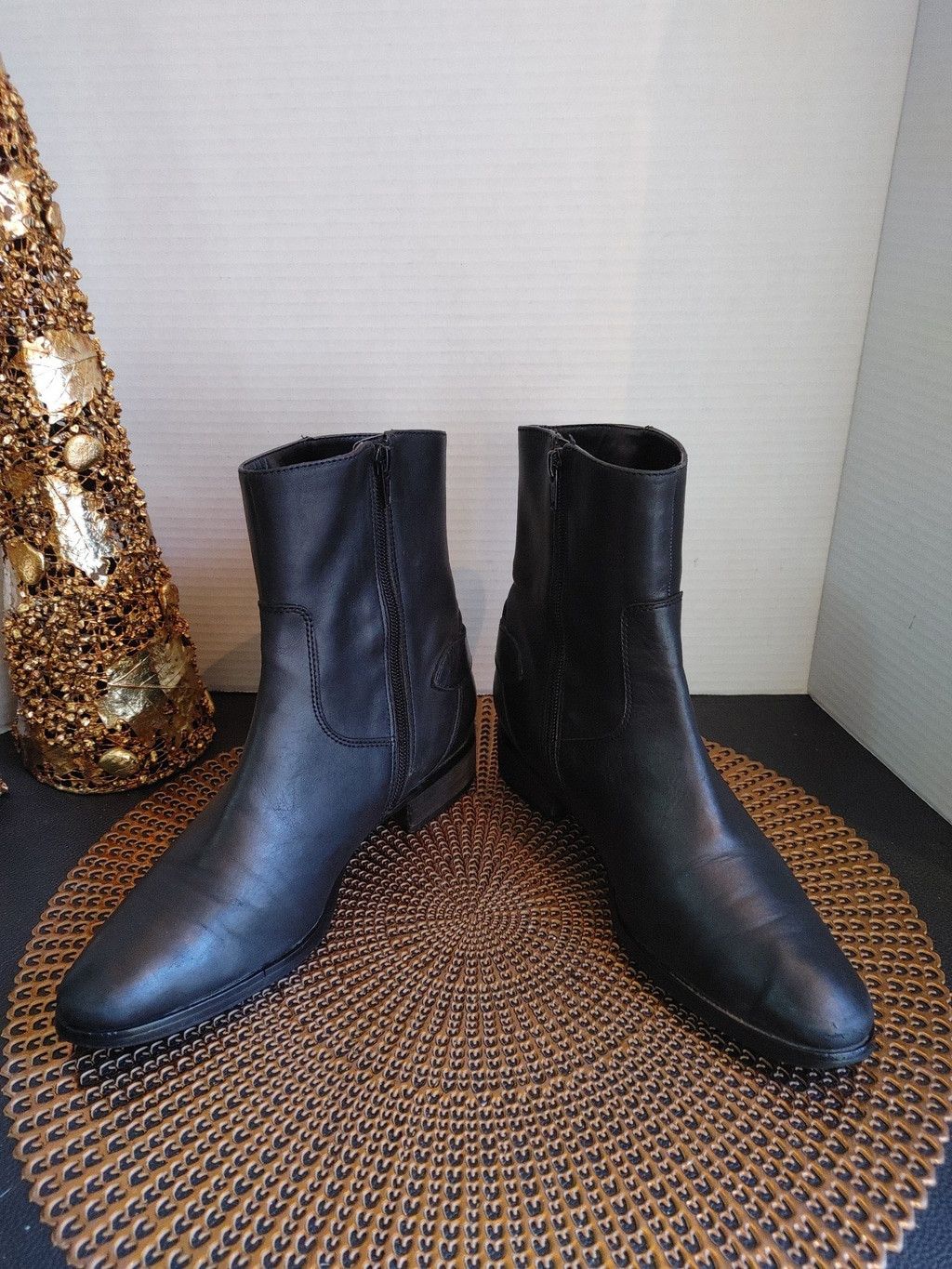 Marc Fisher Marc Fisher Helki Leather Boots Size 7.5M Size US 7.5 / IT 37.5 - 3 Thumbnail