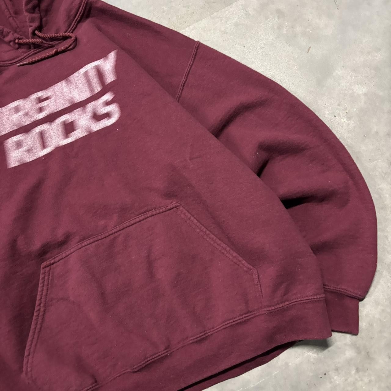 Japanese Brand × Vintage Crazy Vintage Y2K/2000s Burgundy Virginity Rocks Blurry Streetwear Funny Hoodie! Size US L / EU 52-54 / 3 - 4 Thumbnail