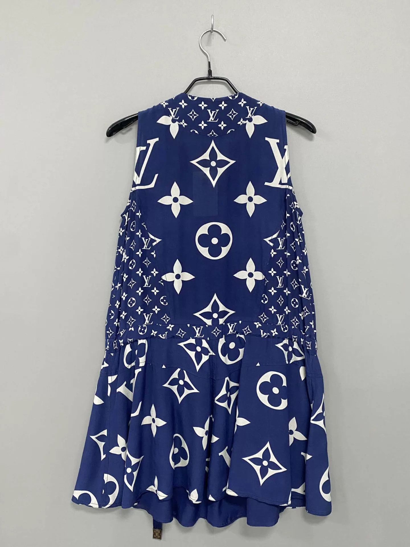 Louis Vuitton LV women's Bermuda all-over logo sleeveless dress 36 Size XS / US 0-2 / IT 36-38 - 3 Thumbnail