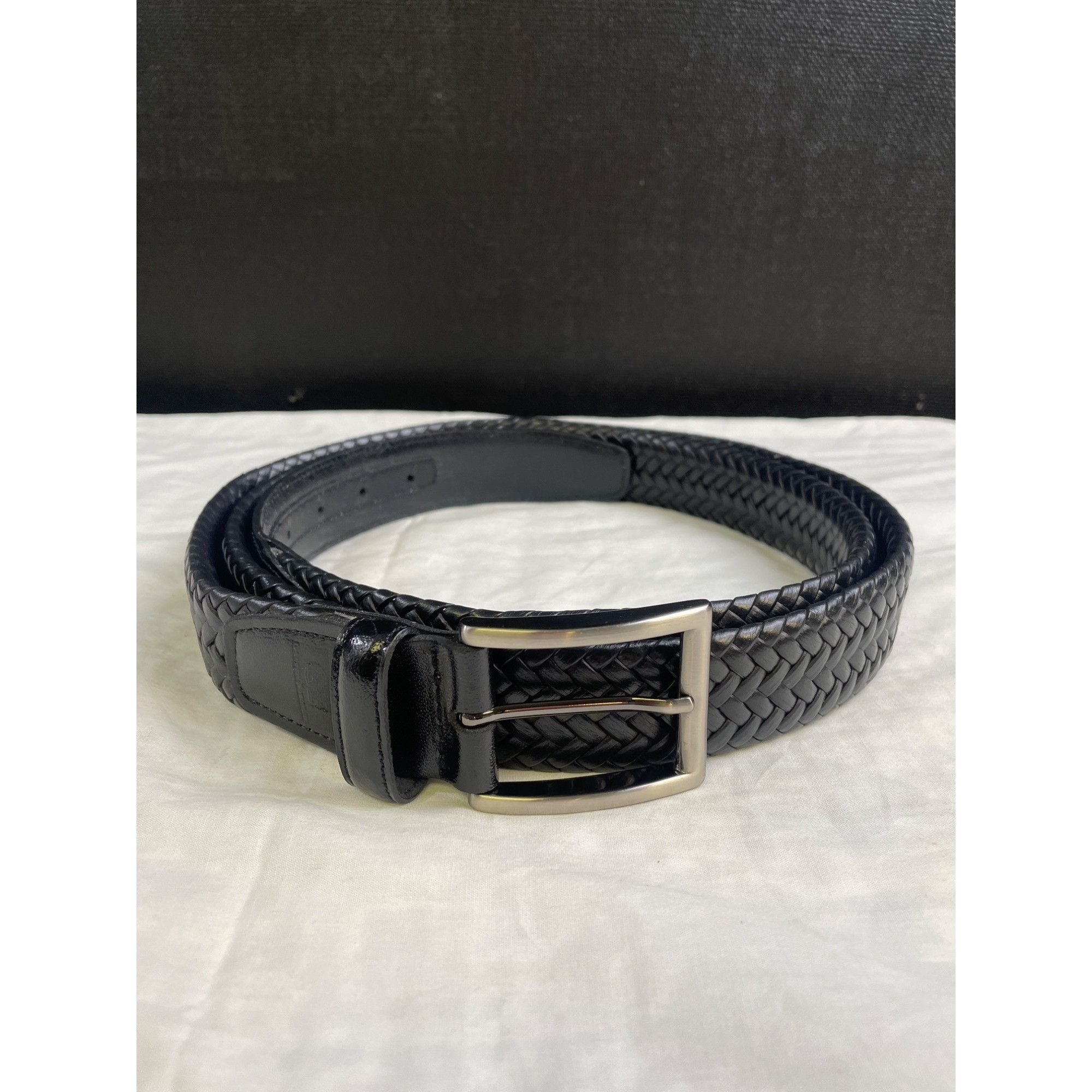 mens black belt with silver buckle