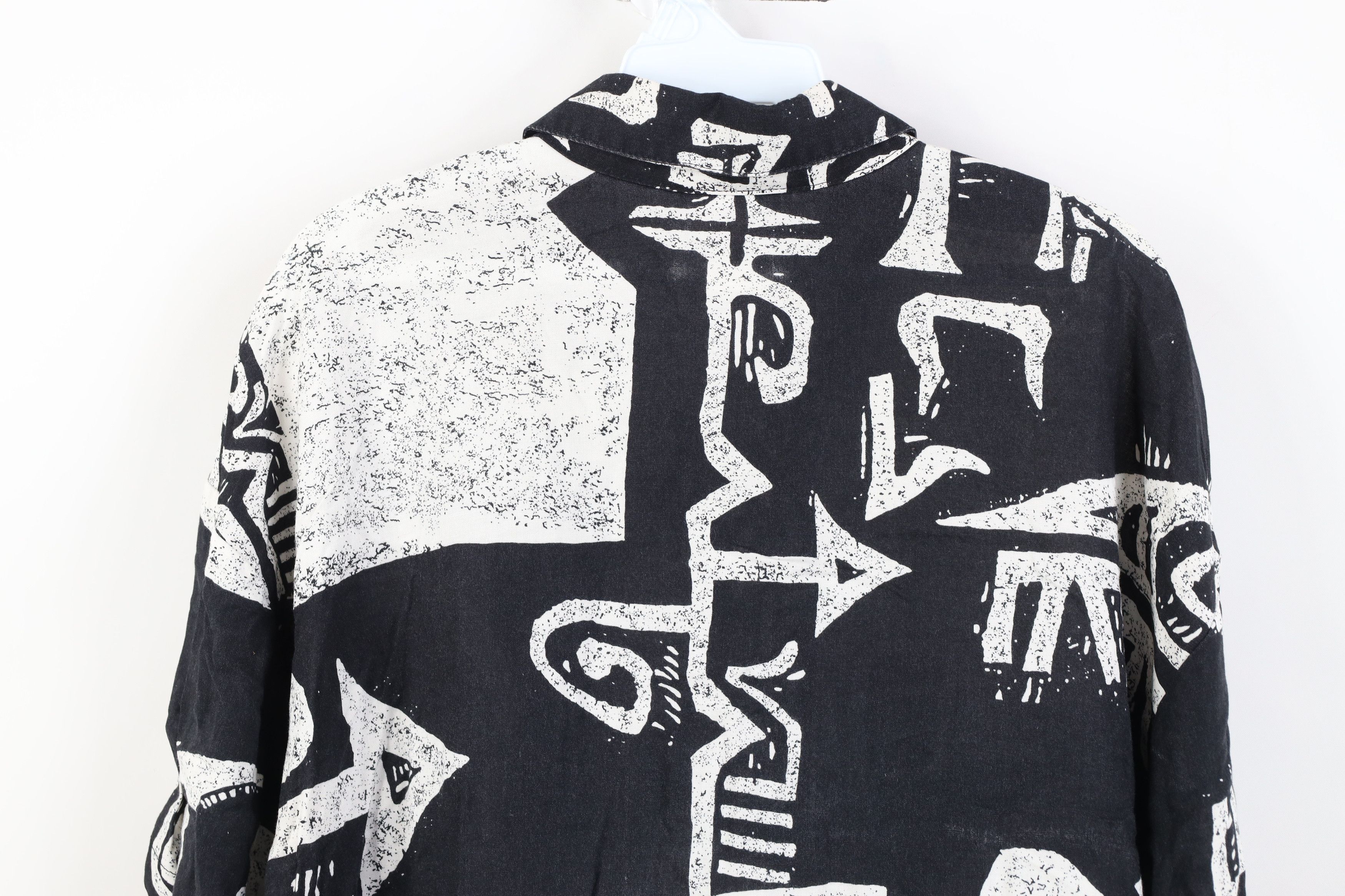 Vintage Vintage 90s Streetwear Gabardine Abstract Art Button Shirt Size L / US 10 / IT 46 - 12 Thumbnail