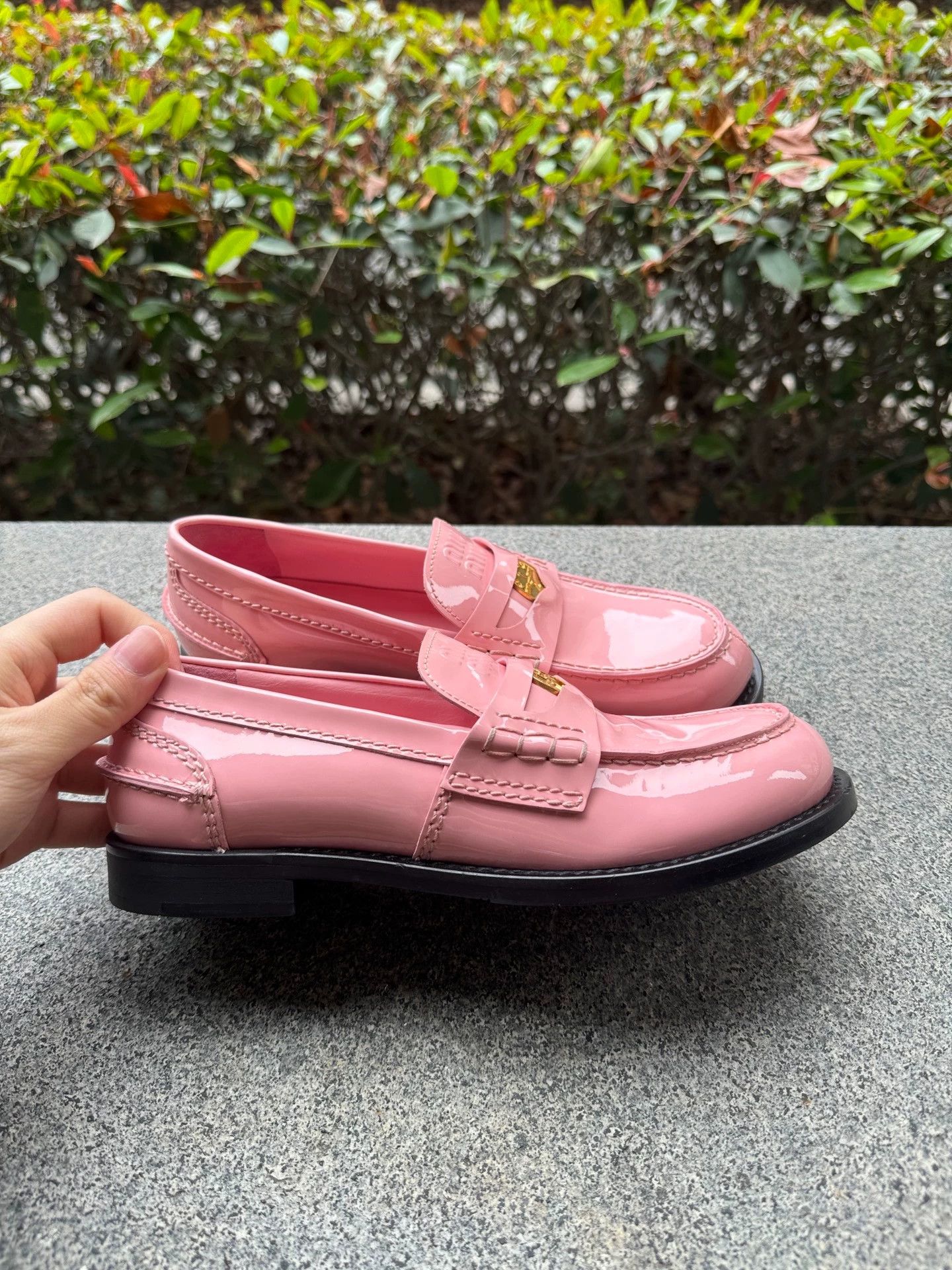 Miu Miu Miu Miu coin loafer pink eu36 Size US 5.5 / IT 35.5 - 2 Thumbnail