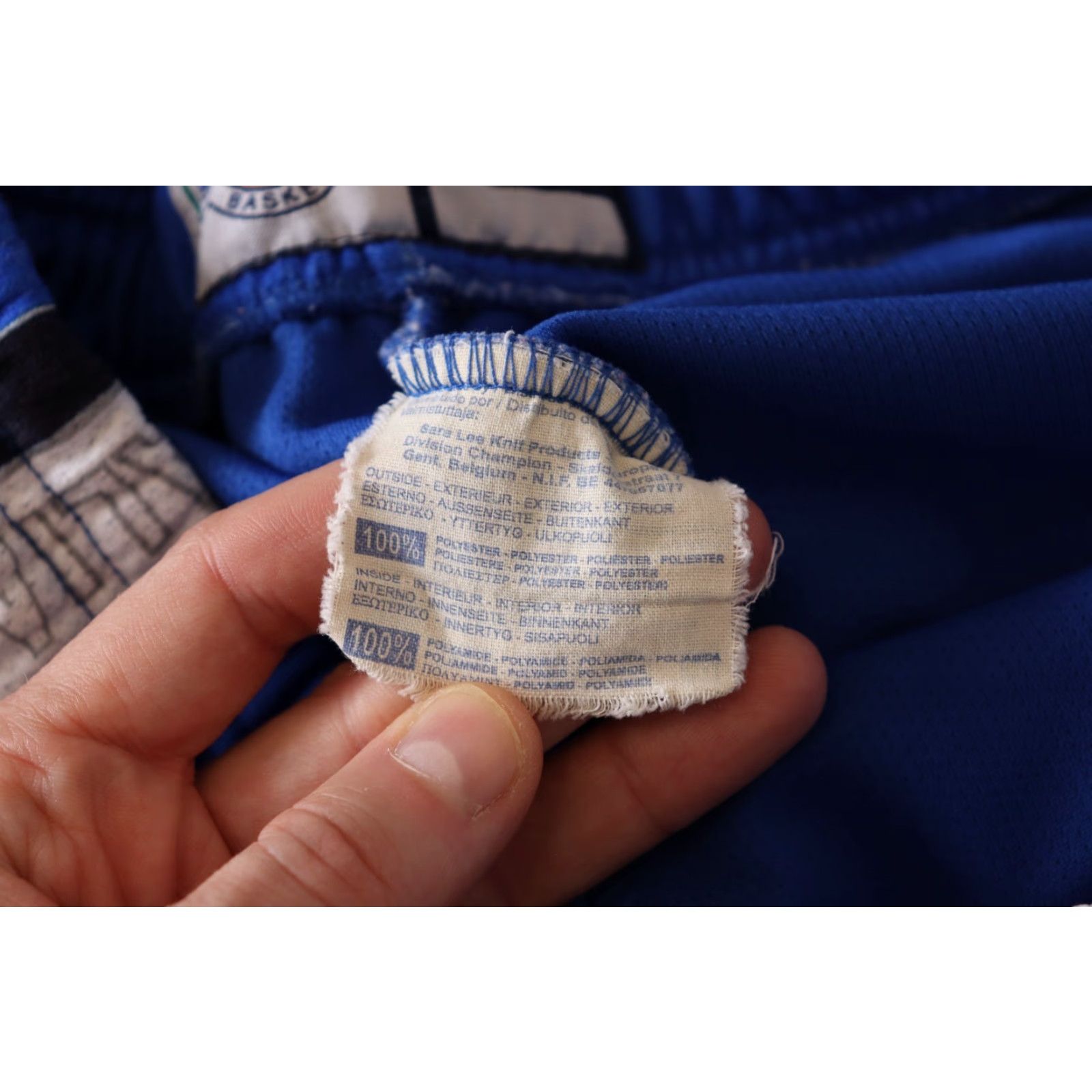Champion CHAMPION ITALIA ITALY NATIONAL TEAM BASKETBALL SHORTS BLUE VINTAGE 90-Y2K SHORTS S Men XS? Size US 29 - 6 Thumbnail